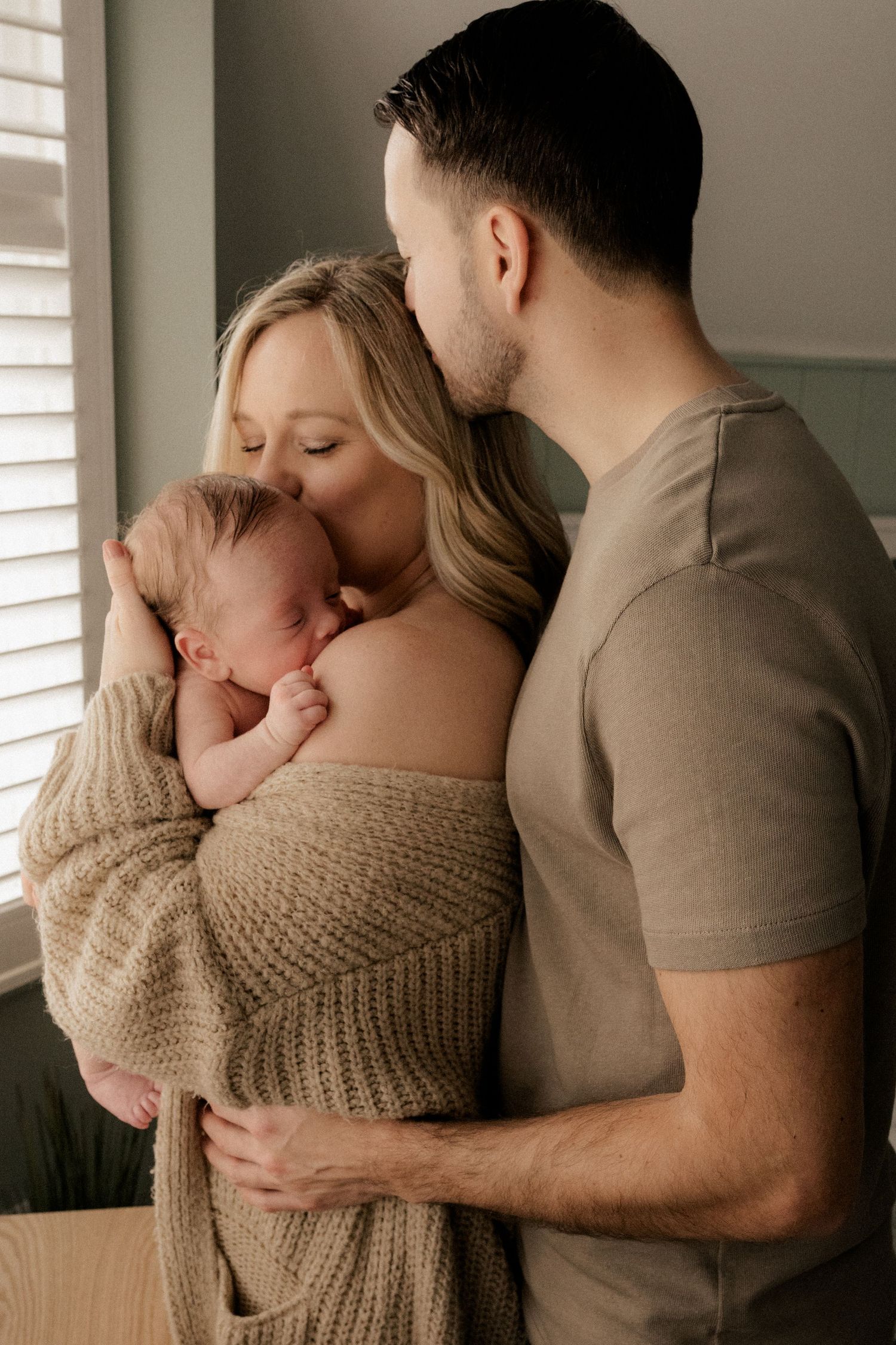 Clare Lopez Photography | Kent based Maternity, Newborn & Family Photographer.