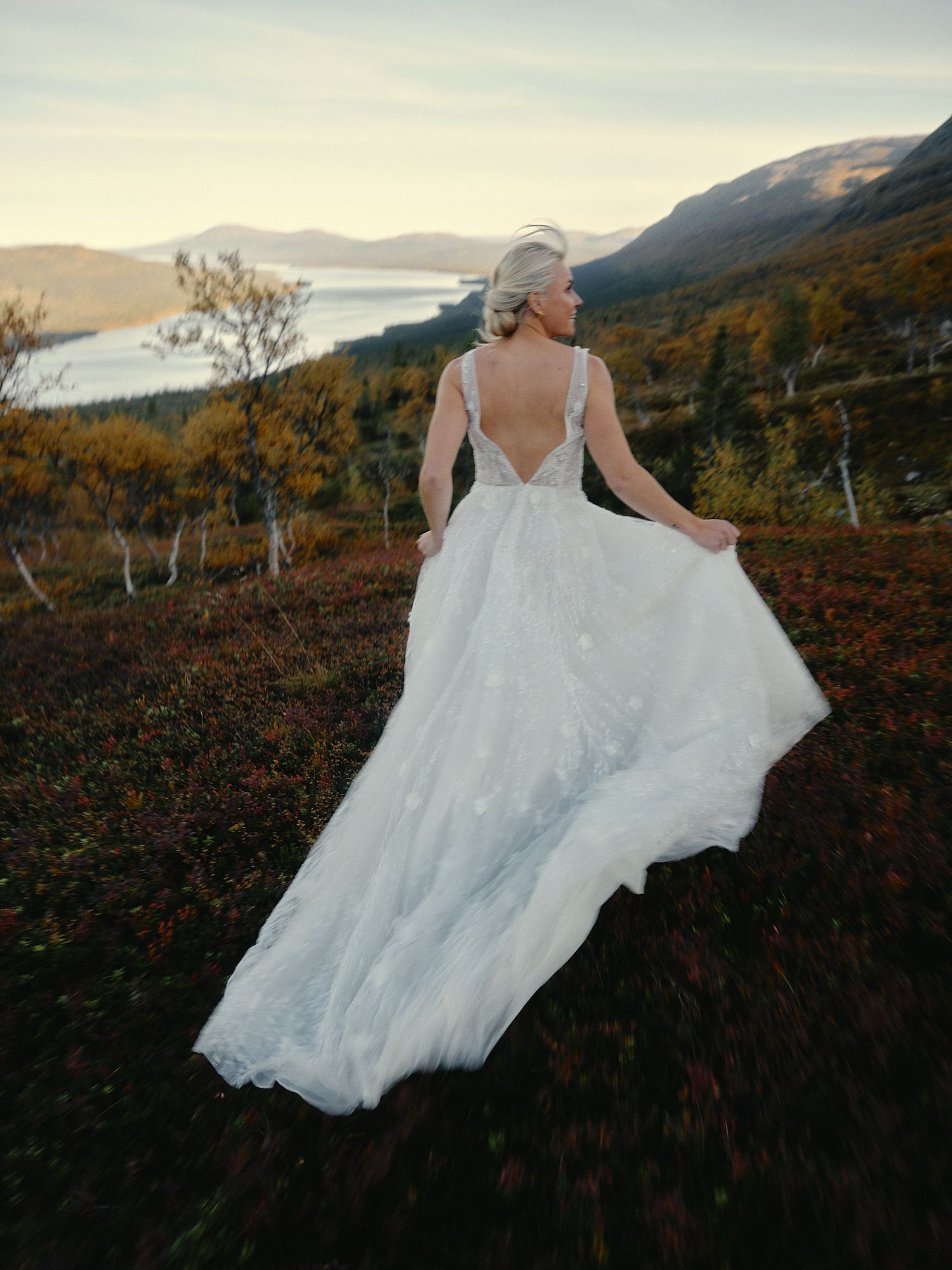 Höstbröllop i Jämtland – Ottsjö | Bröllopsfotograf Åre