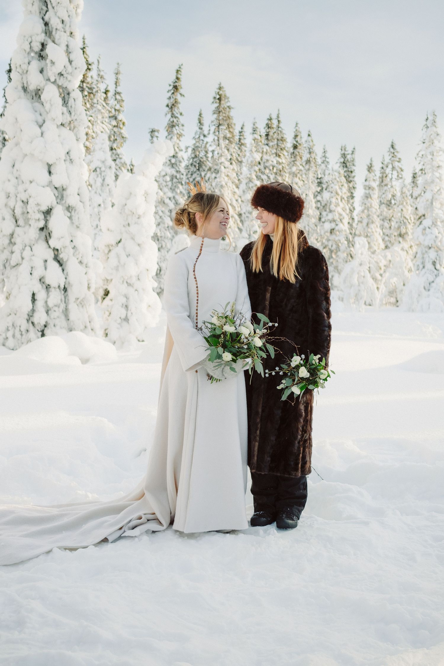 Vinterbröllop i Jämtland – Storåbränna & Big River Camp | Bröllopsfotograf Åre