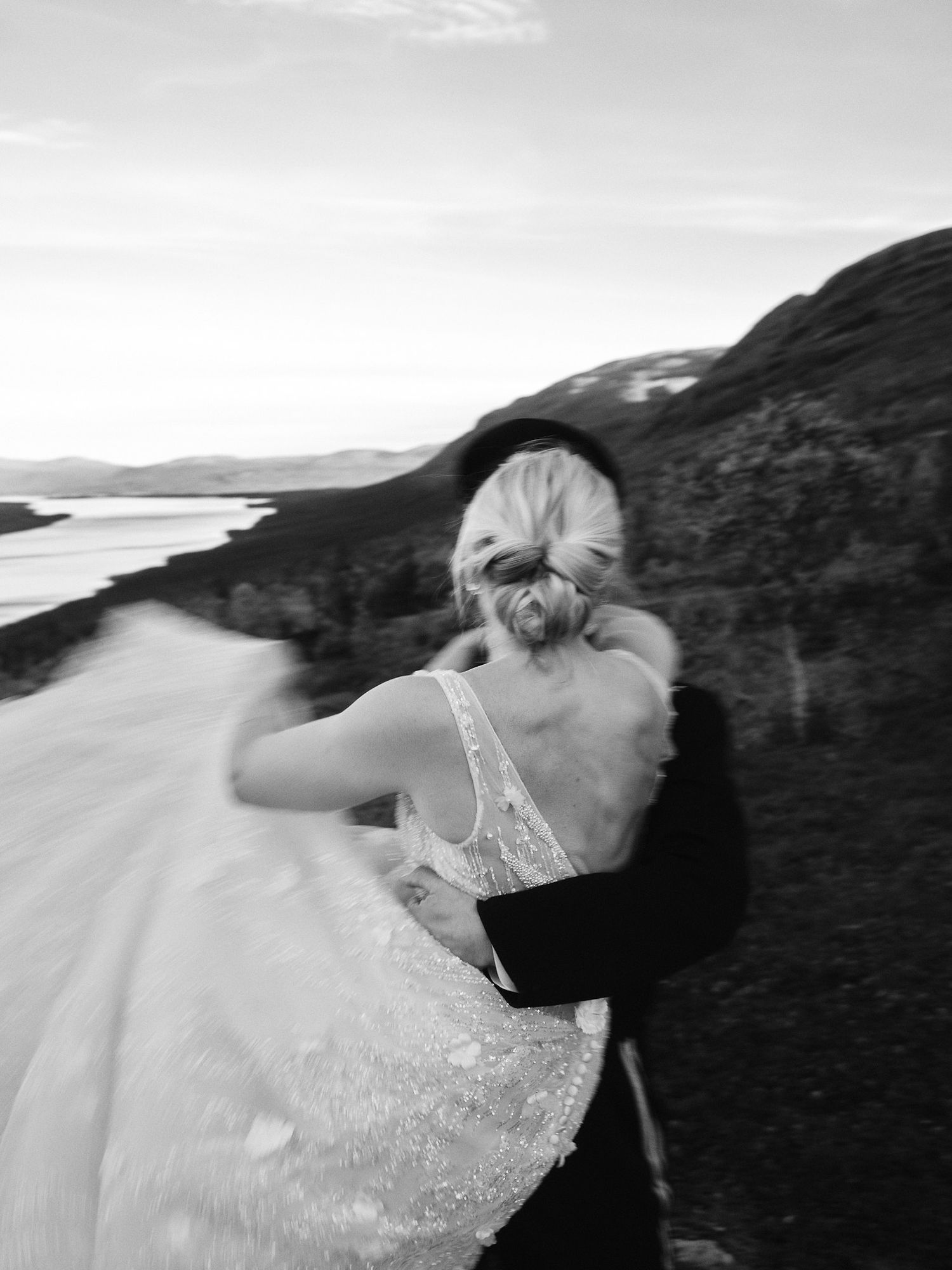 Höstbröllop i Jämtland – Ottsjö | Bröllopsfotograf Åre