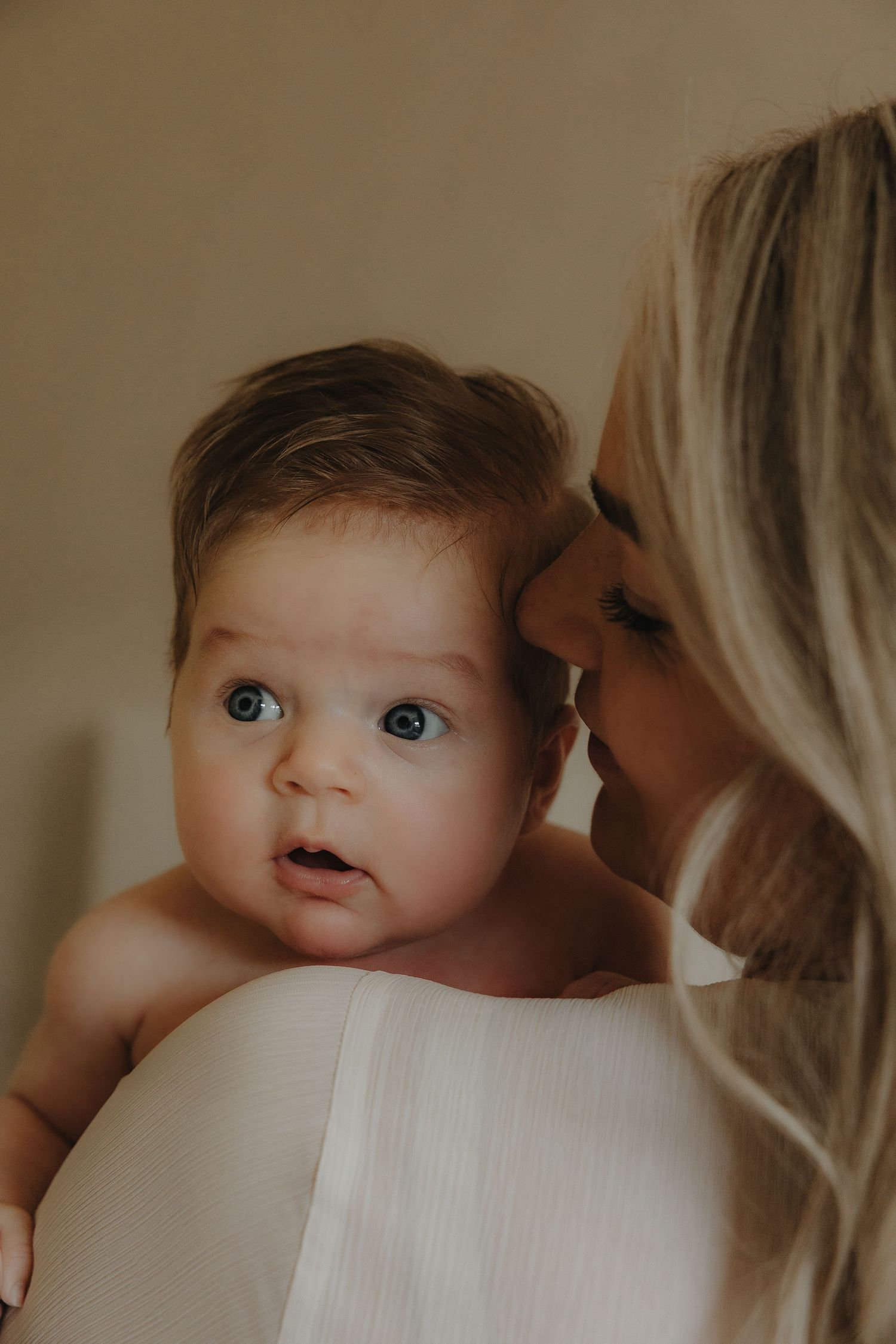 Download Depressed Girl With Brown Hair Crying Wallpaper | Wallpapers.com, image size:1500x2250