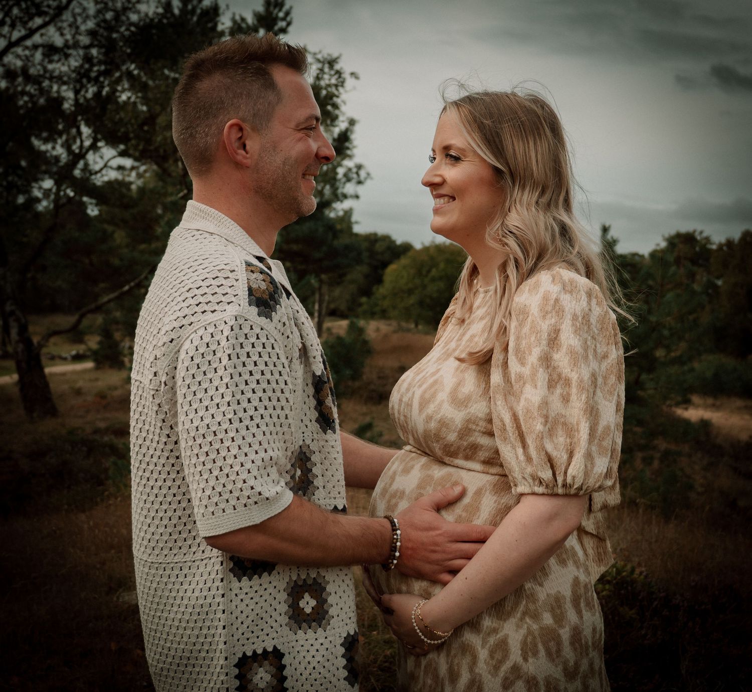 Sophie Mollee Photography - Zwangerschaps shoot - omgeving Eindhoven, Den Bosch, Boxtel, Schijndel, Esch, Liempde, Best, Rosmalen