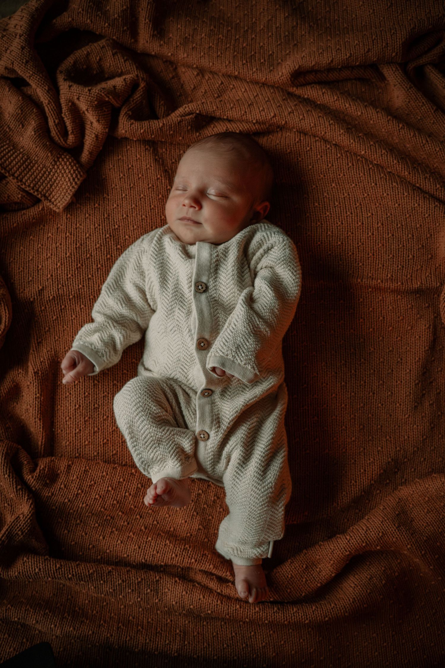 newborn fotografie - Sophie Mollee Photography- omgeving Eindhoven, Den Bosch, Boxtel, Schijndel, Esch, Liempde, Best, Rosmalen