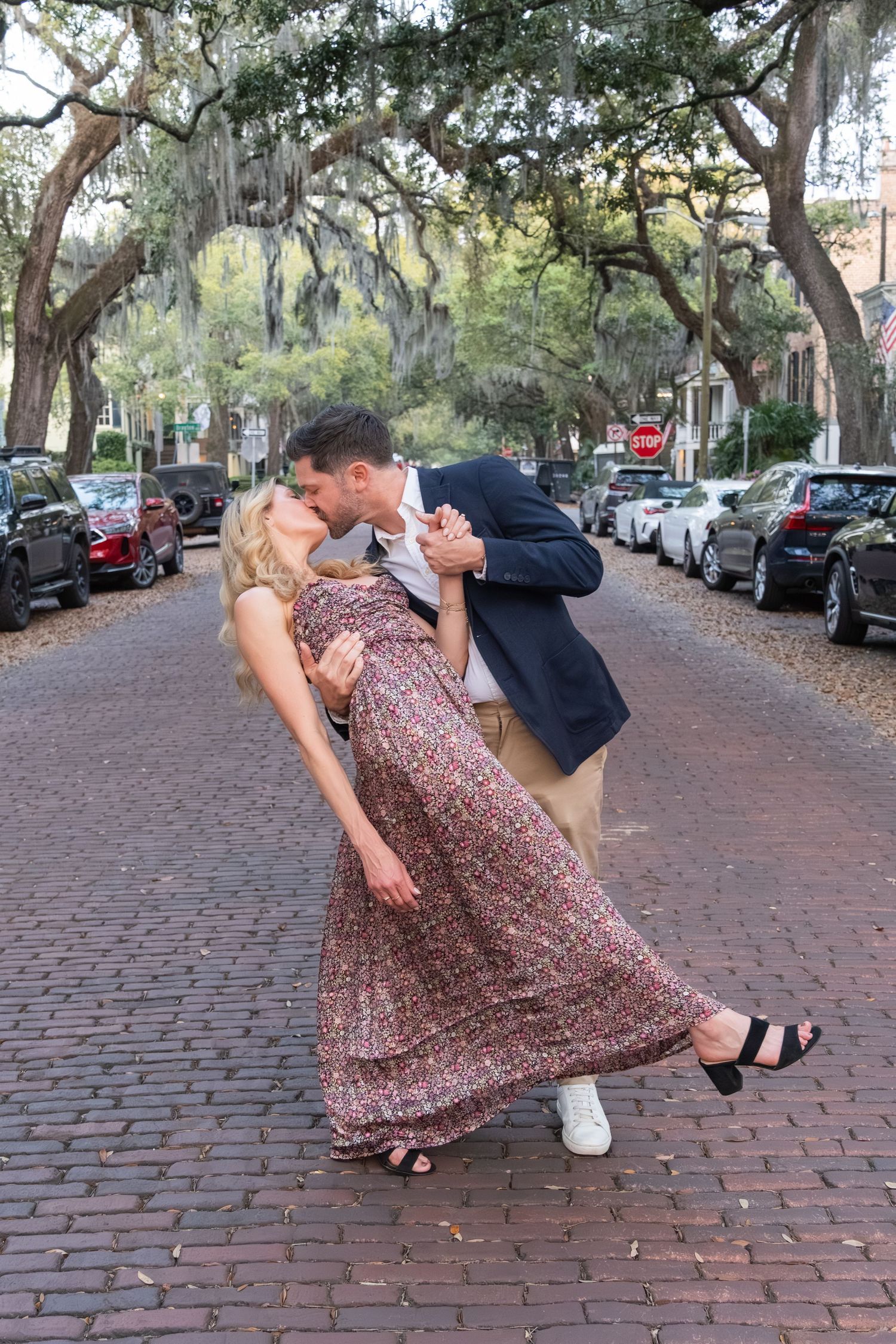 Romantic couples photography photo session Jones Street Savannah Georgia