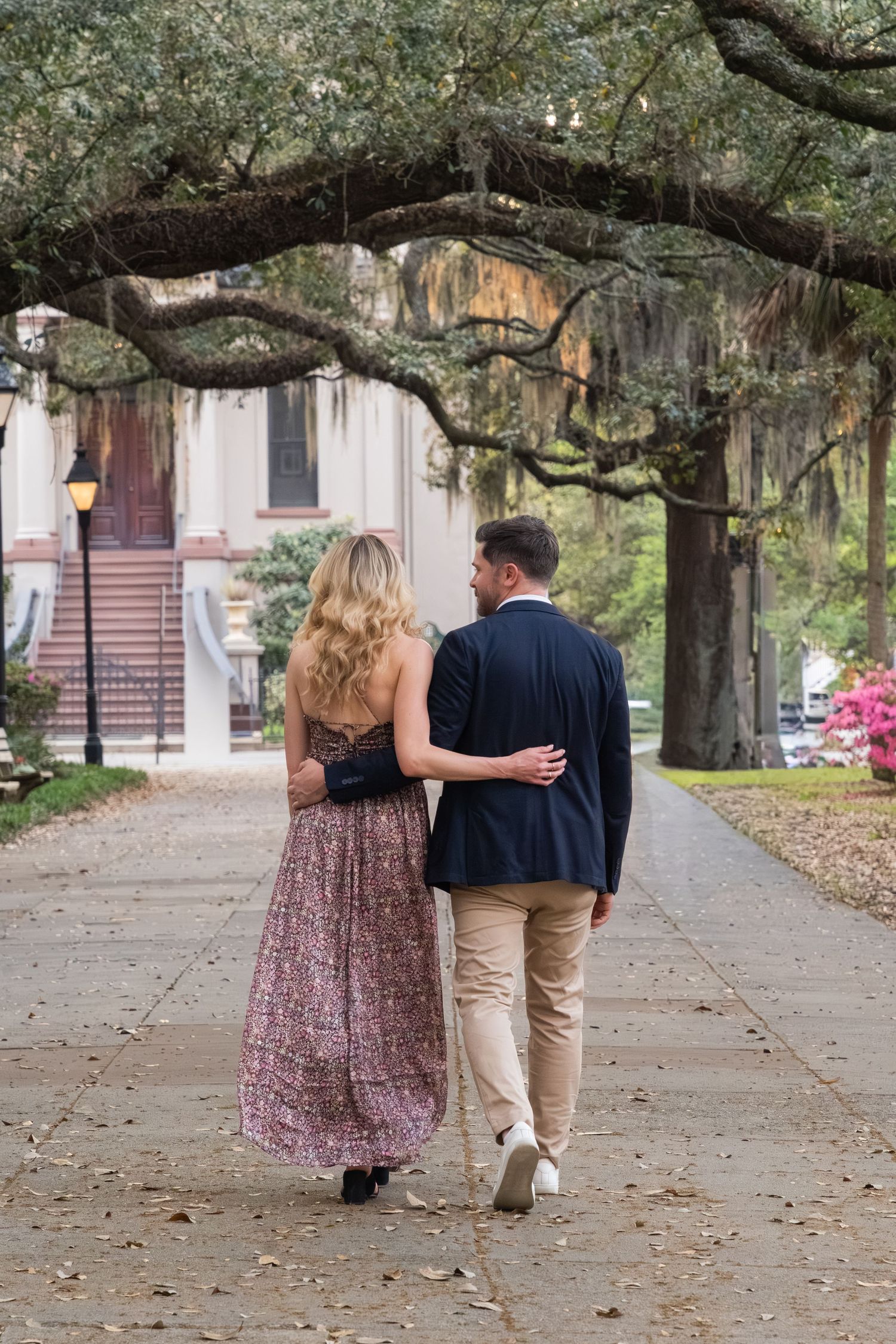 Romantic couples photography photo session Forsyth Park Savannah Georgia