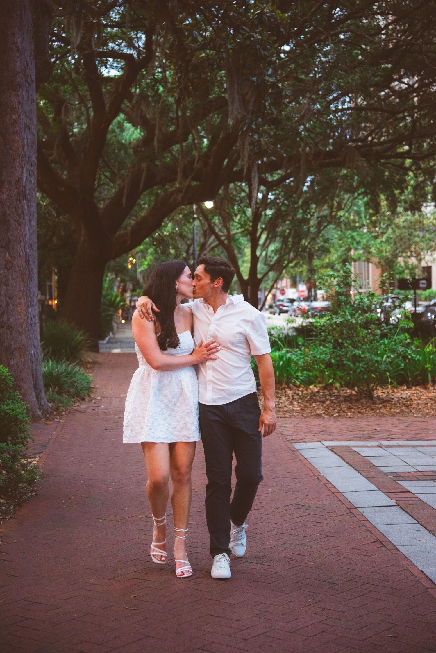 Romantic couples photography photo session walking tour Savannah Georgia
