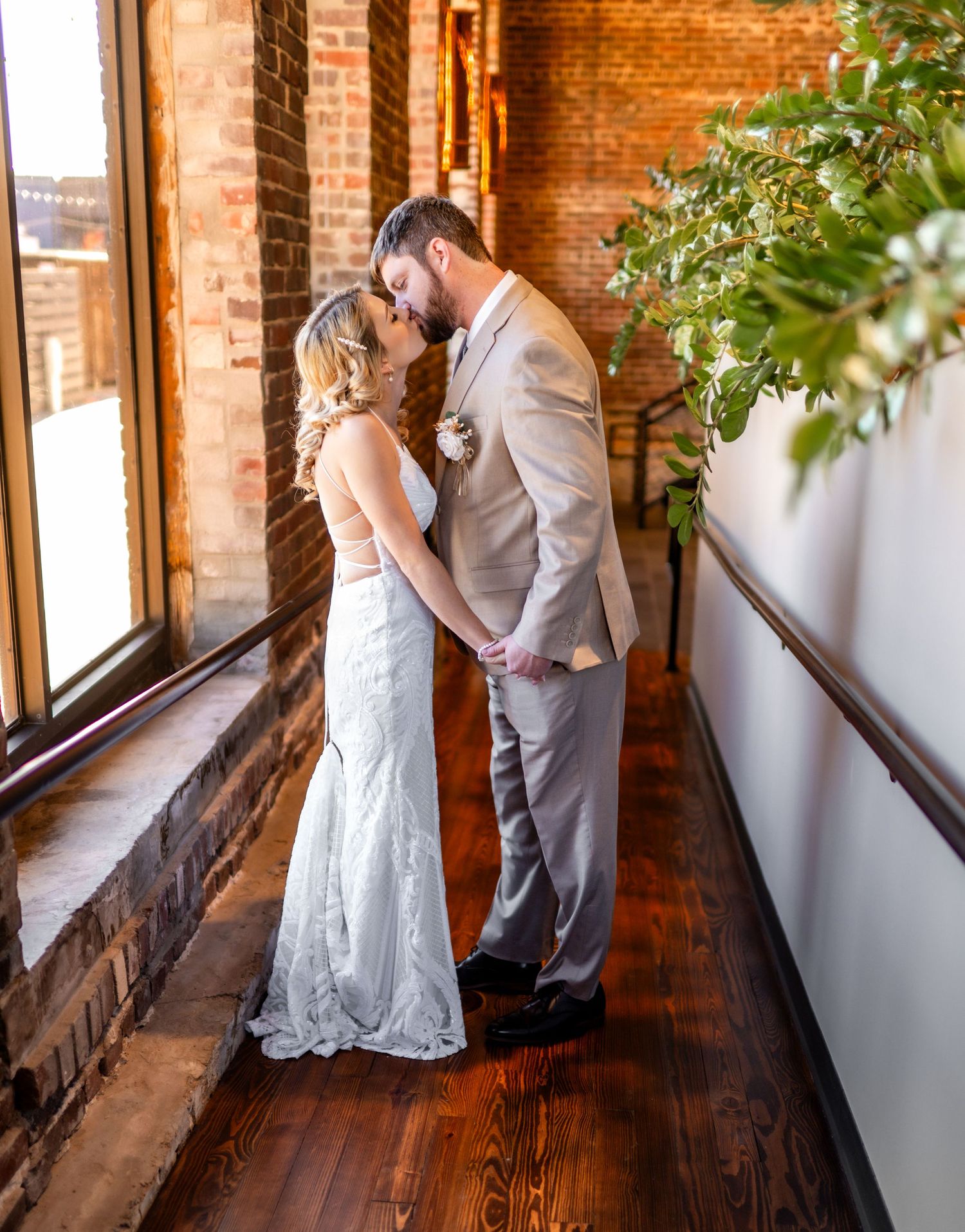 fort smith weddings bakery district wedding photography