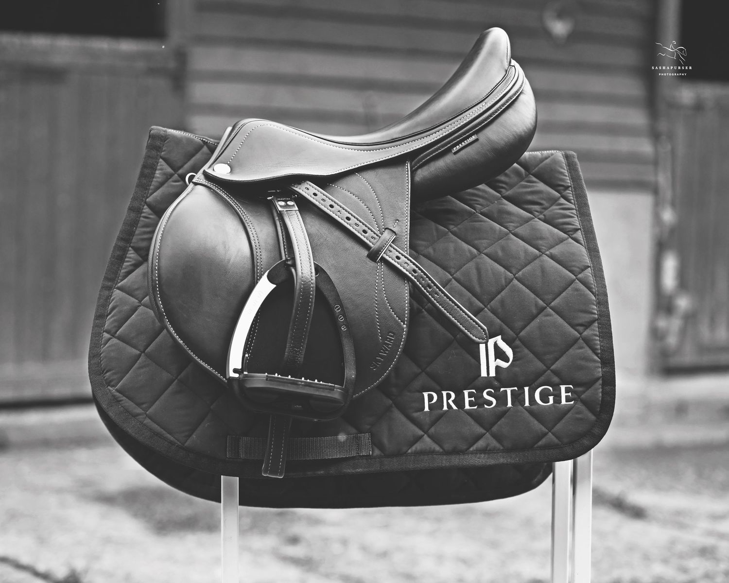 Saddle