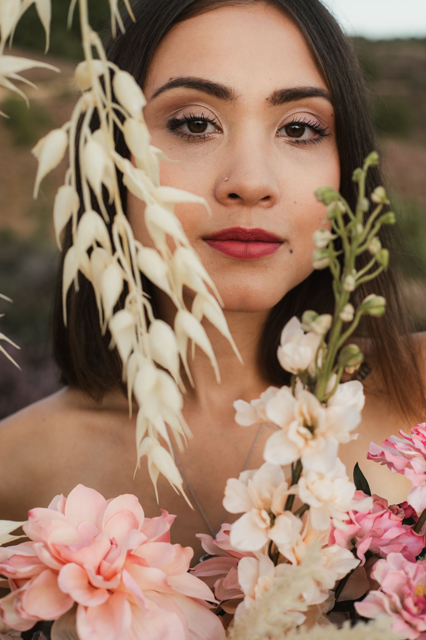 Persoonlijk portret van een klant tijdens een ontspannen fotoshoot, met natuurlijke en pure portretfotografie. Posbank