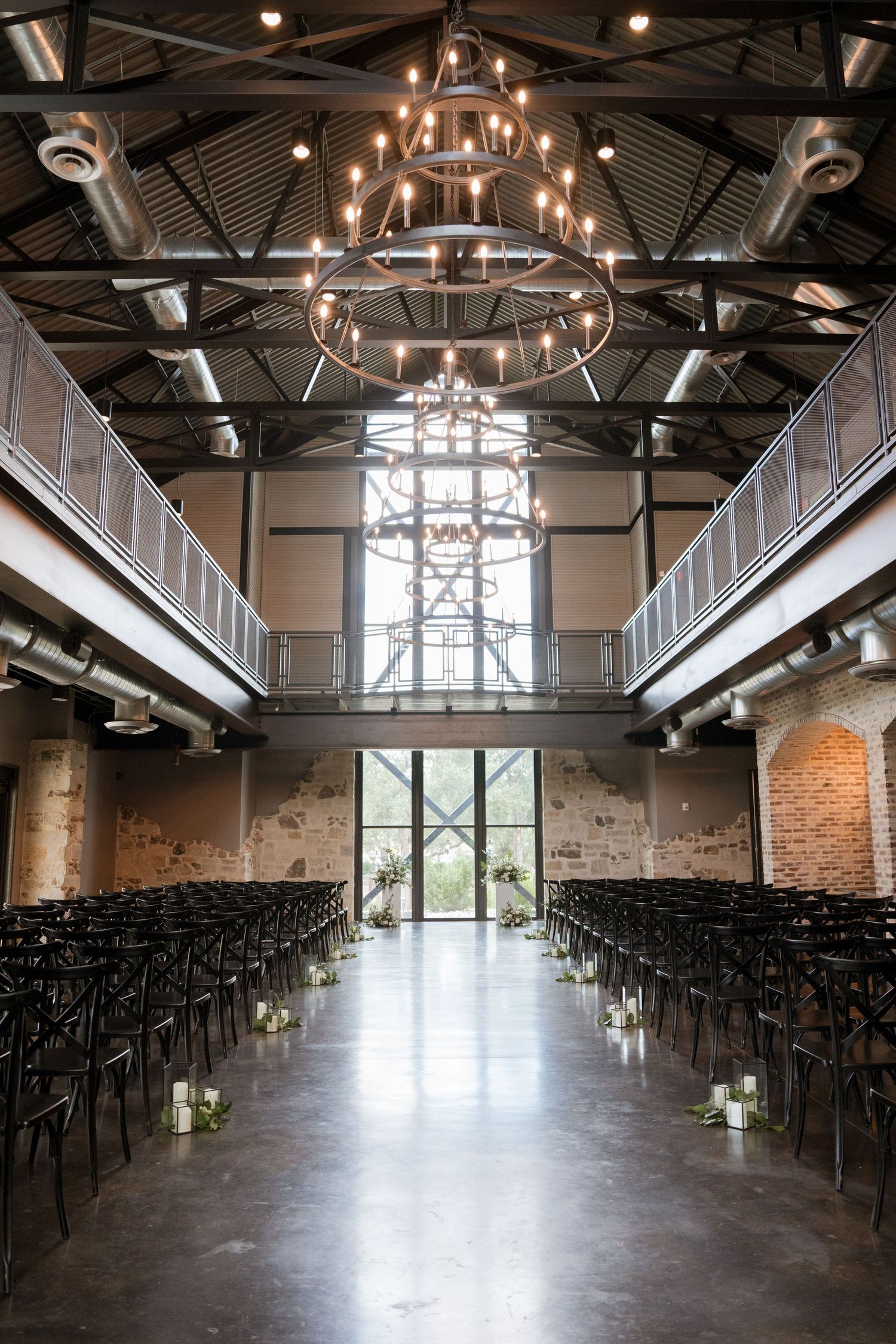 Park 31 indoor ceremony setup