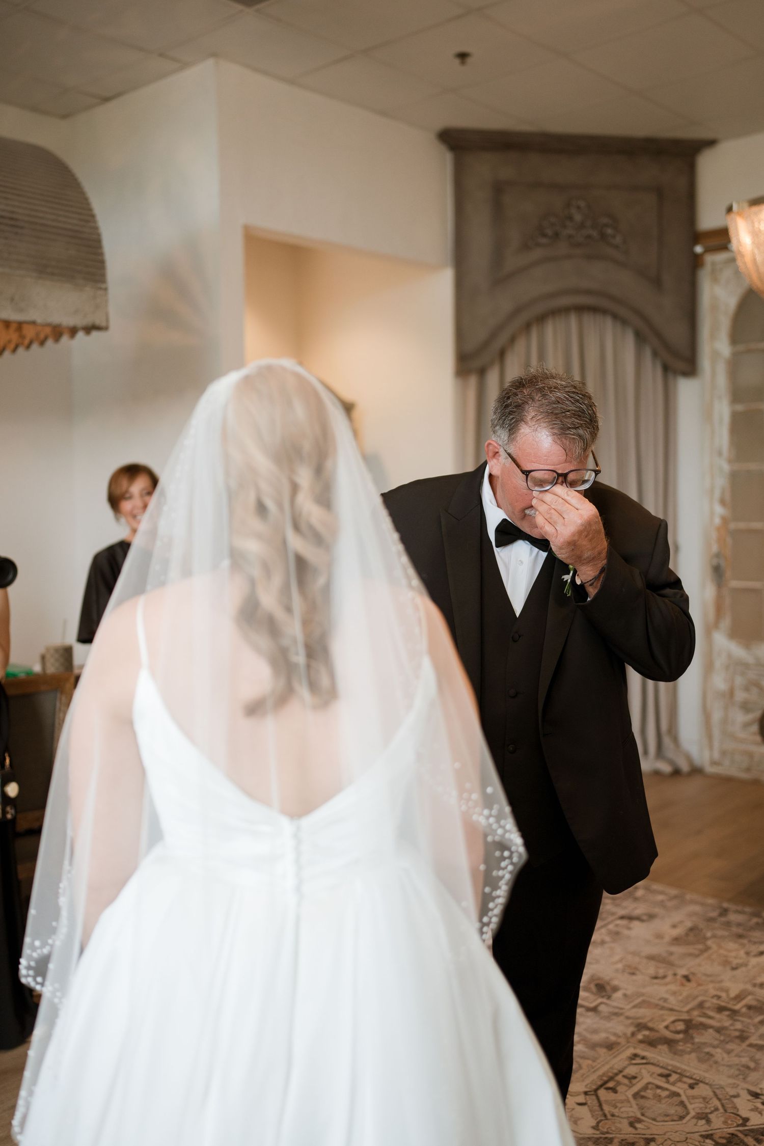 Park 31 First look with bride and father