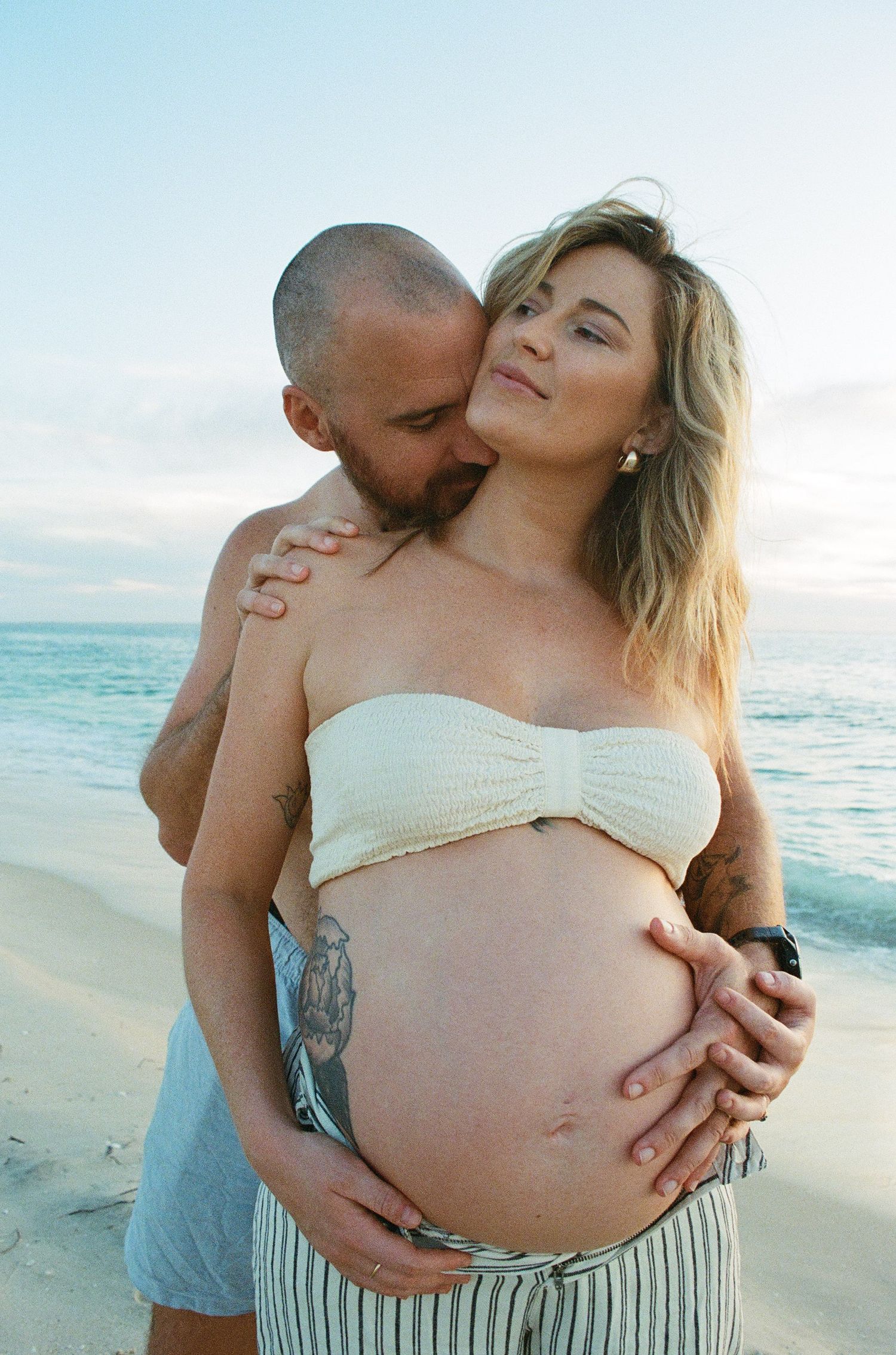 Maternity Photoshoot.
Film portrait at Leighton Beach Perth, golden hour on soft dunes