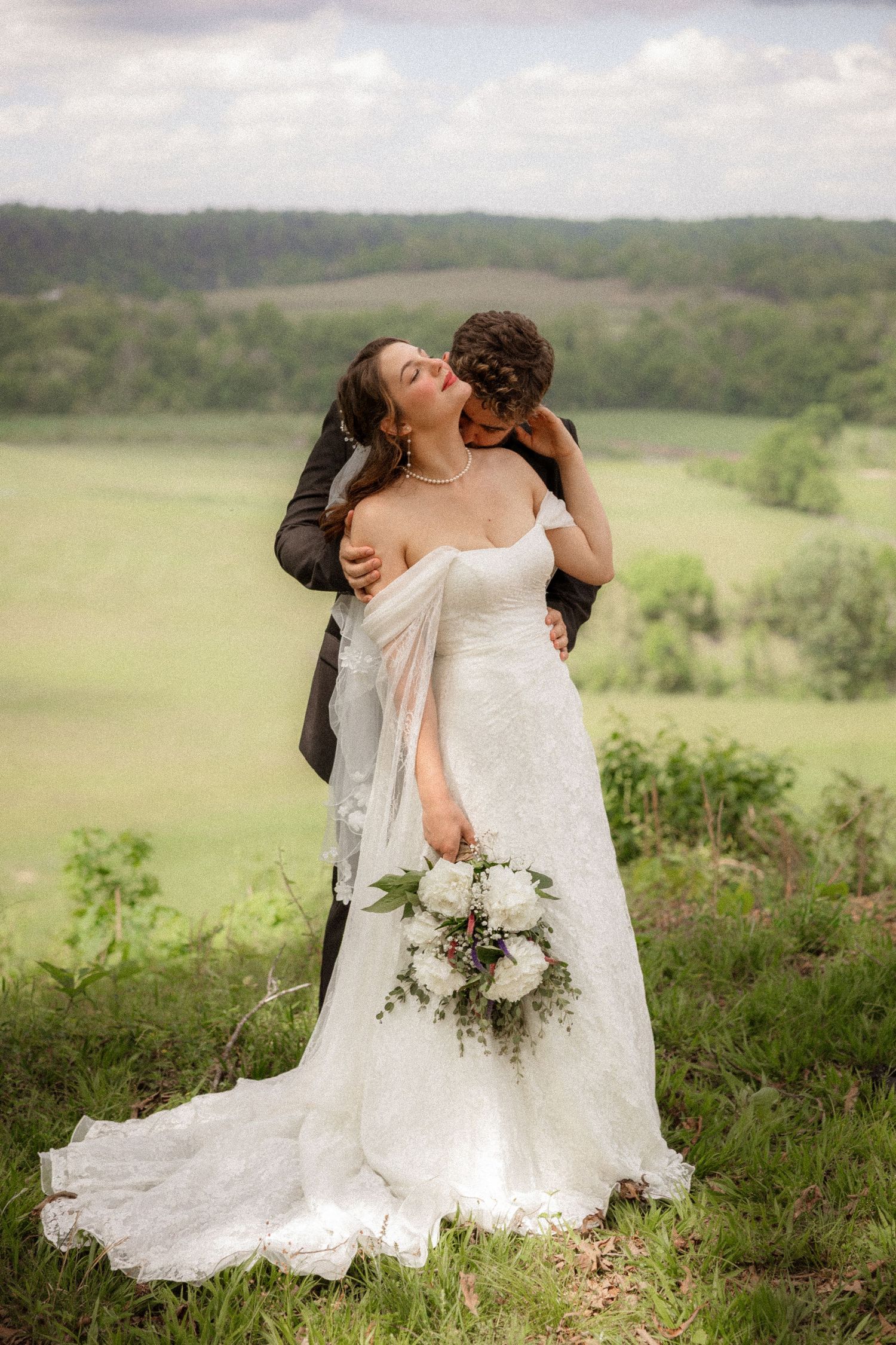 Romantic Wedding pose with Outlook view middle Tennessee
