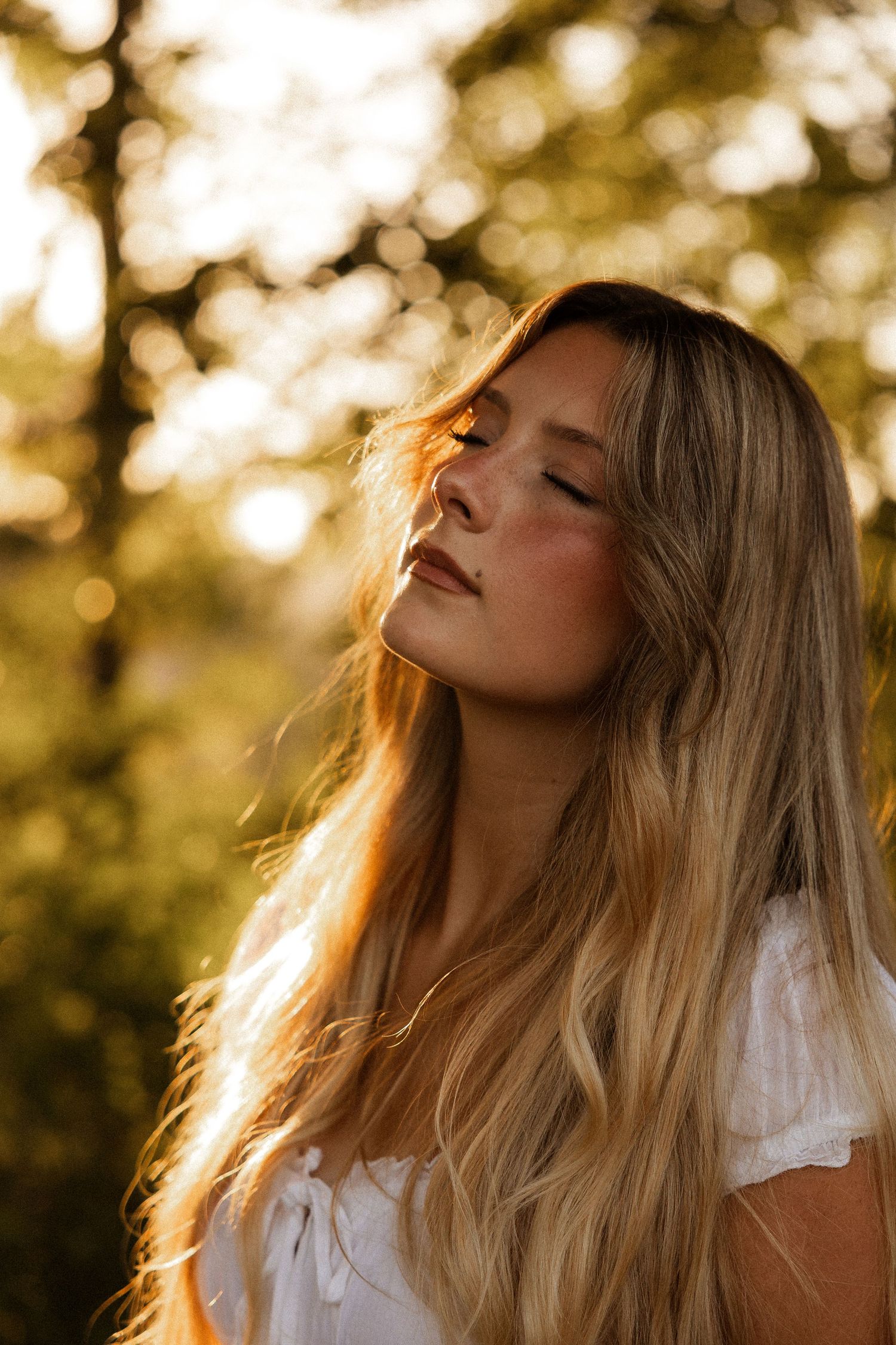Dreamy storytelling portrait session