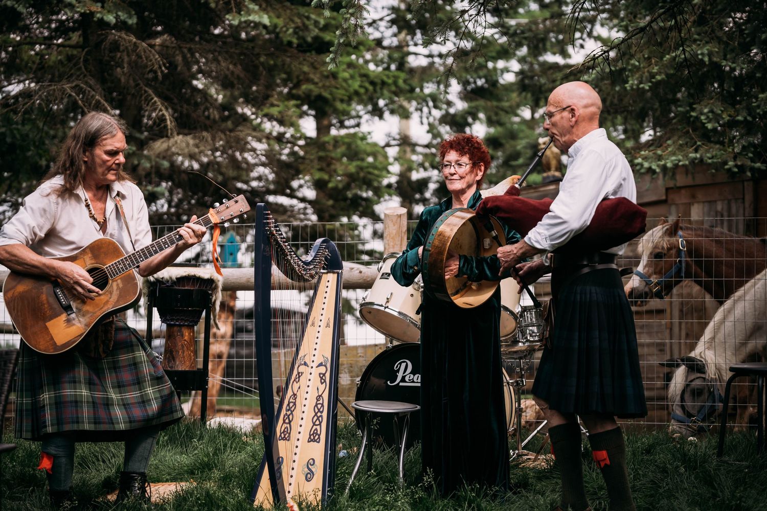 Candid event photography capturing genuine moments, lively interactions, and memorable details with a natural, artistic style.