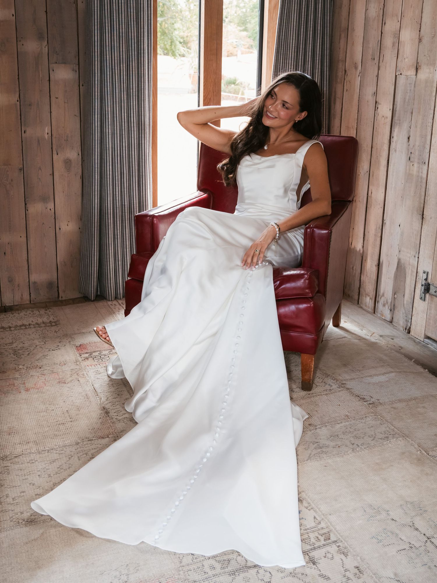 Natural bridal portrait at Wasing Park featuring glam dress by Stella York