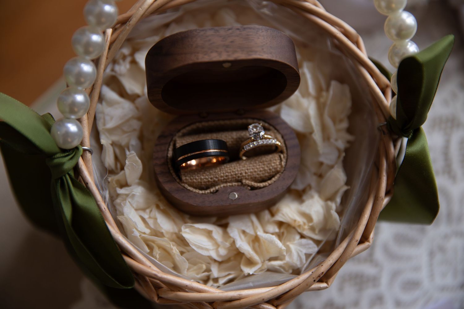 Wedding in Miami, ring box, bed of flowers