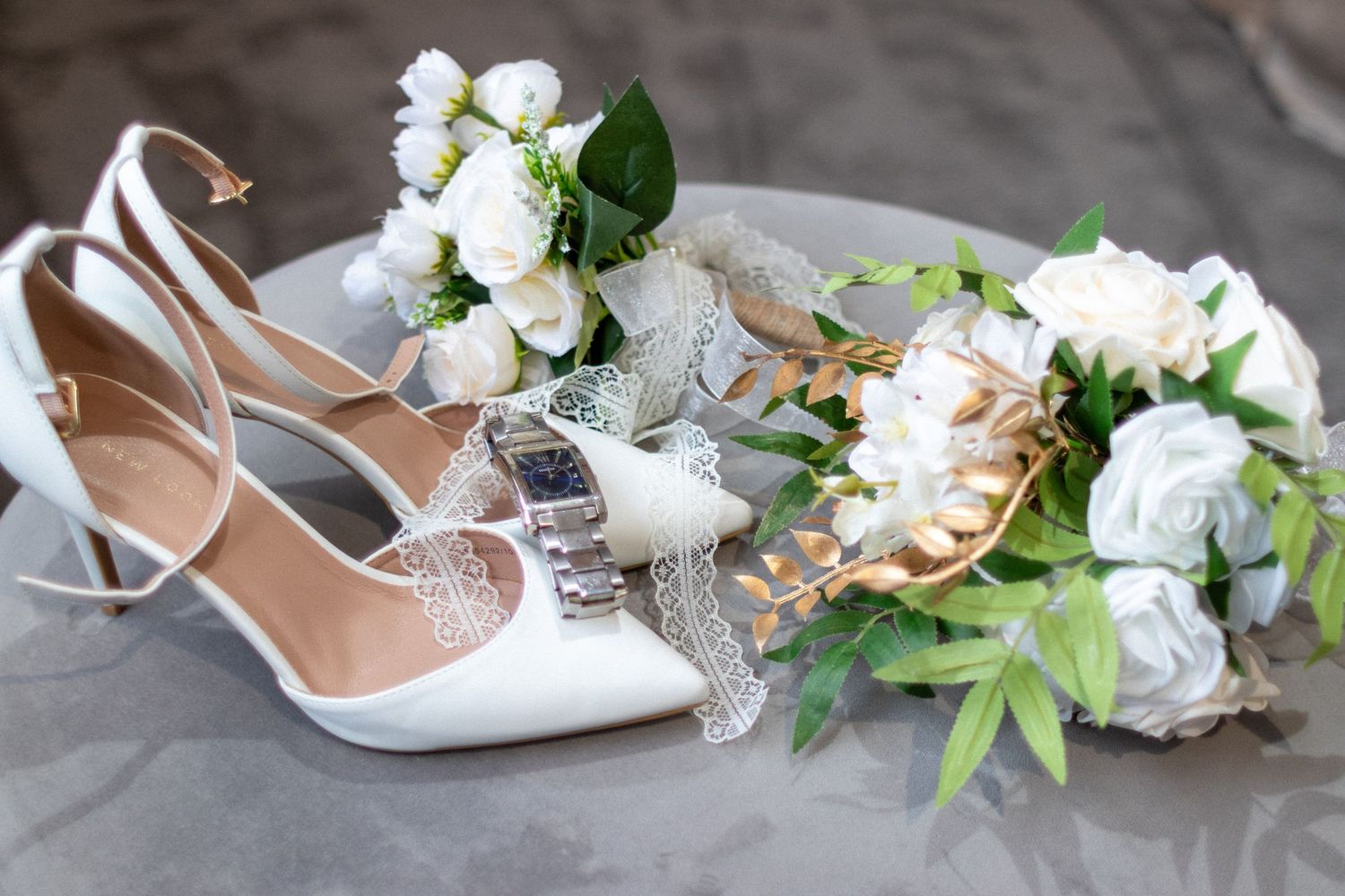 Brides Wedding shoes and bouquet