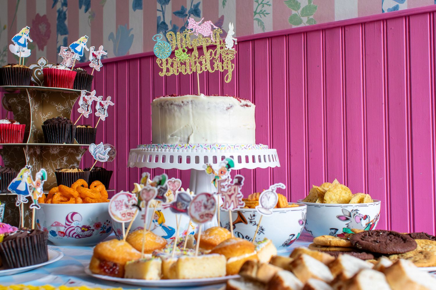 40th Birthday cake platter with decorations