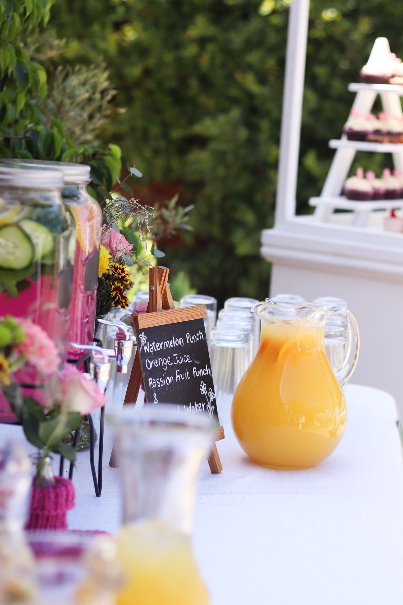 Beverage tabke