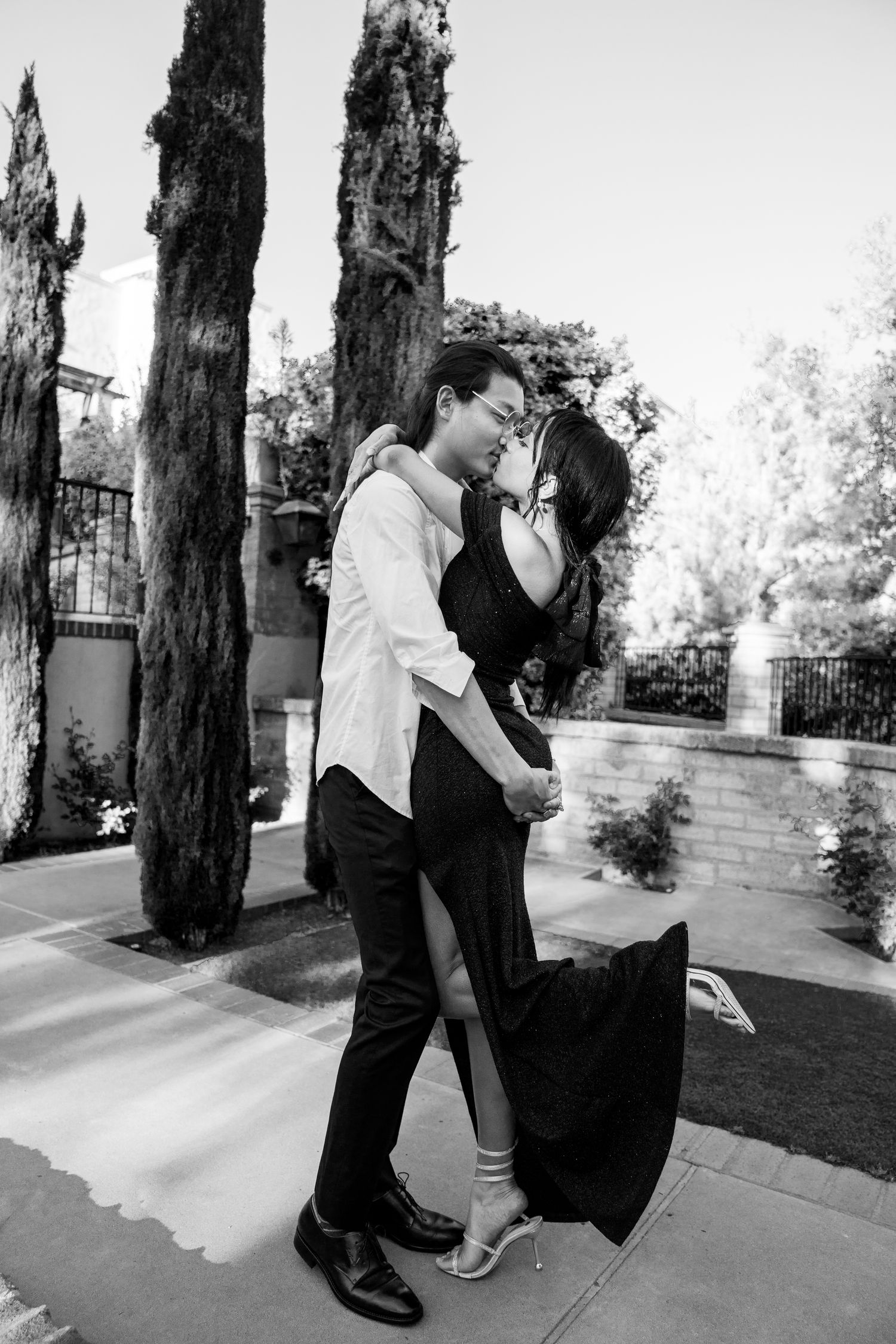 San Diego SOCAL Wedding Photographer and Engagement Photographer Balboa Park Session with Bride and Groom