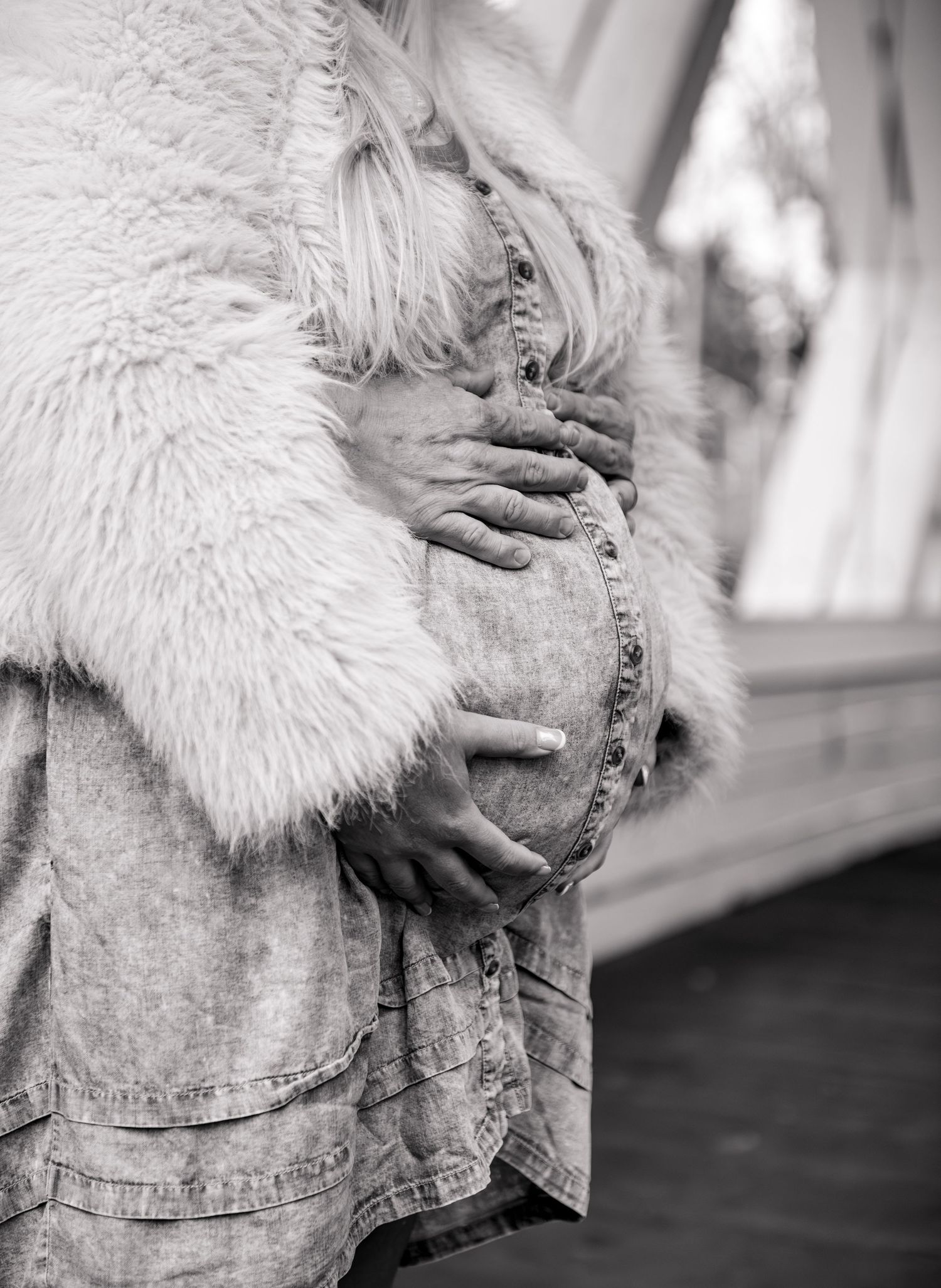 Detailed maternity image of mom and dad holding mom's belly, Stayton, OR