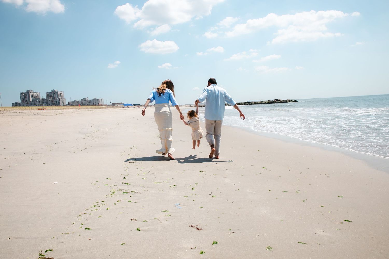 Family beach photoshoot New York.