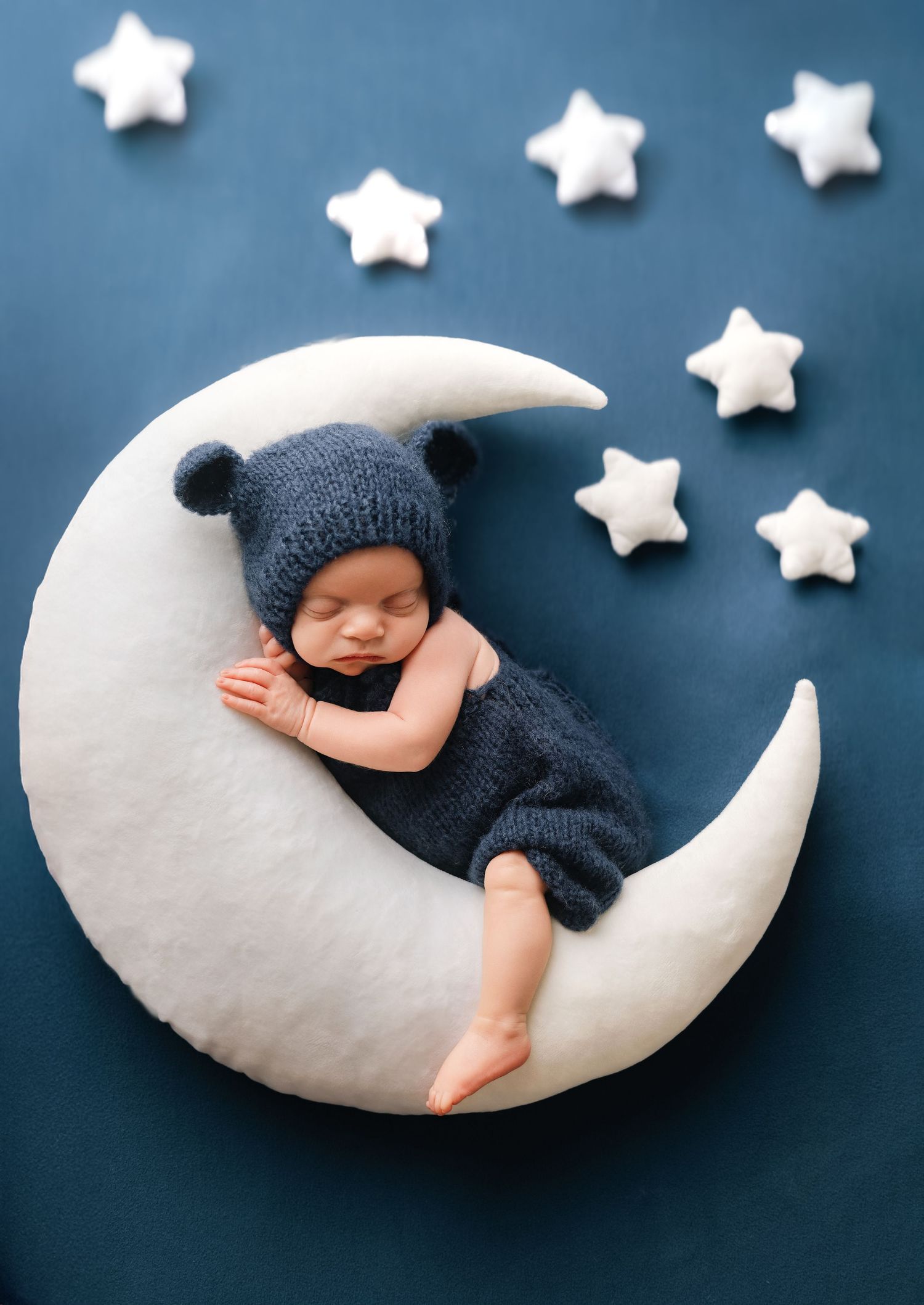 Best New York/ Jersey City newborn photographer. Stress free at home newborn photoshoot, candid family newborn photoshoot Jersey City
