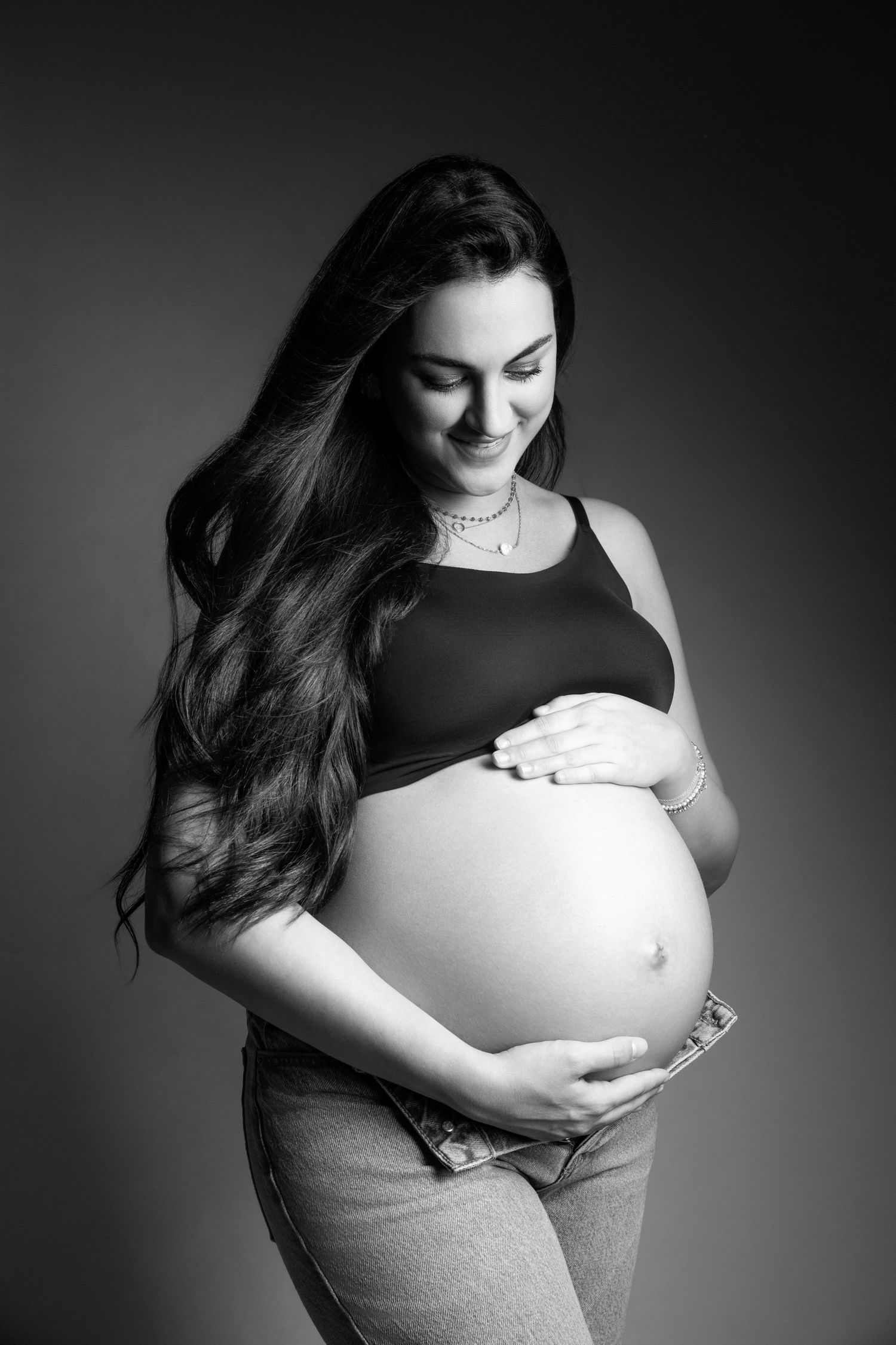 New Jersey-based photographer specializing in newborn, family and maternity portraits. Best Photographer NJ.