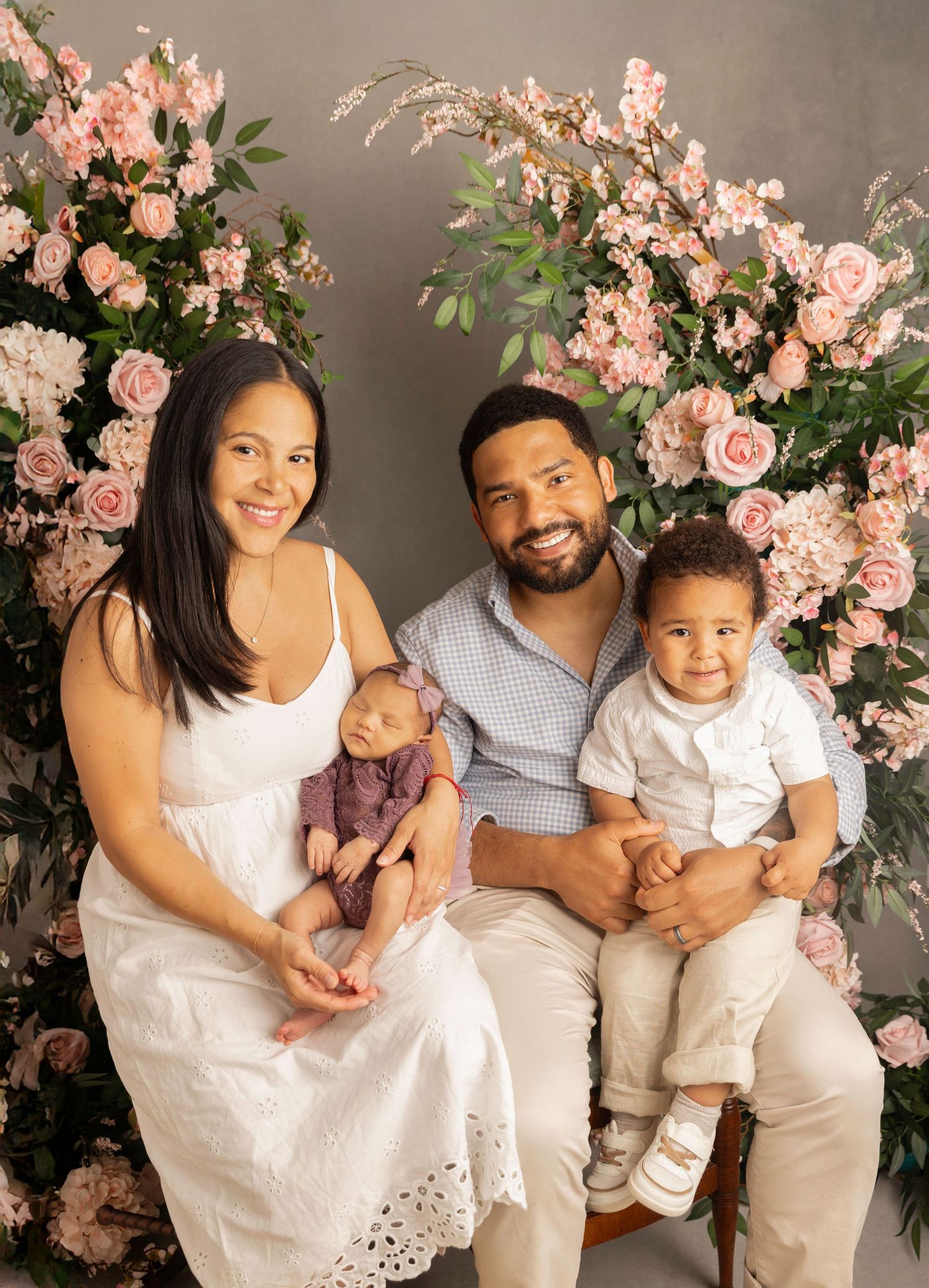 Newborn and family sessions move at your family's pace. We take all the breaks your little ones need.