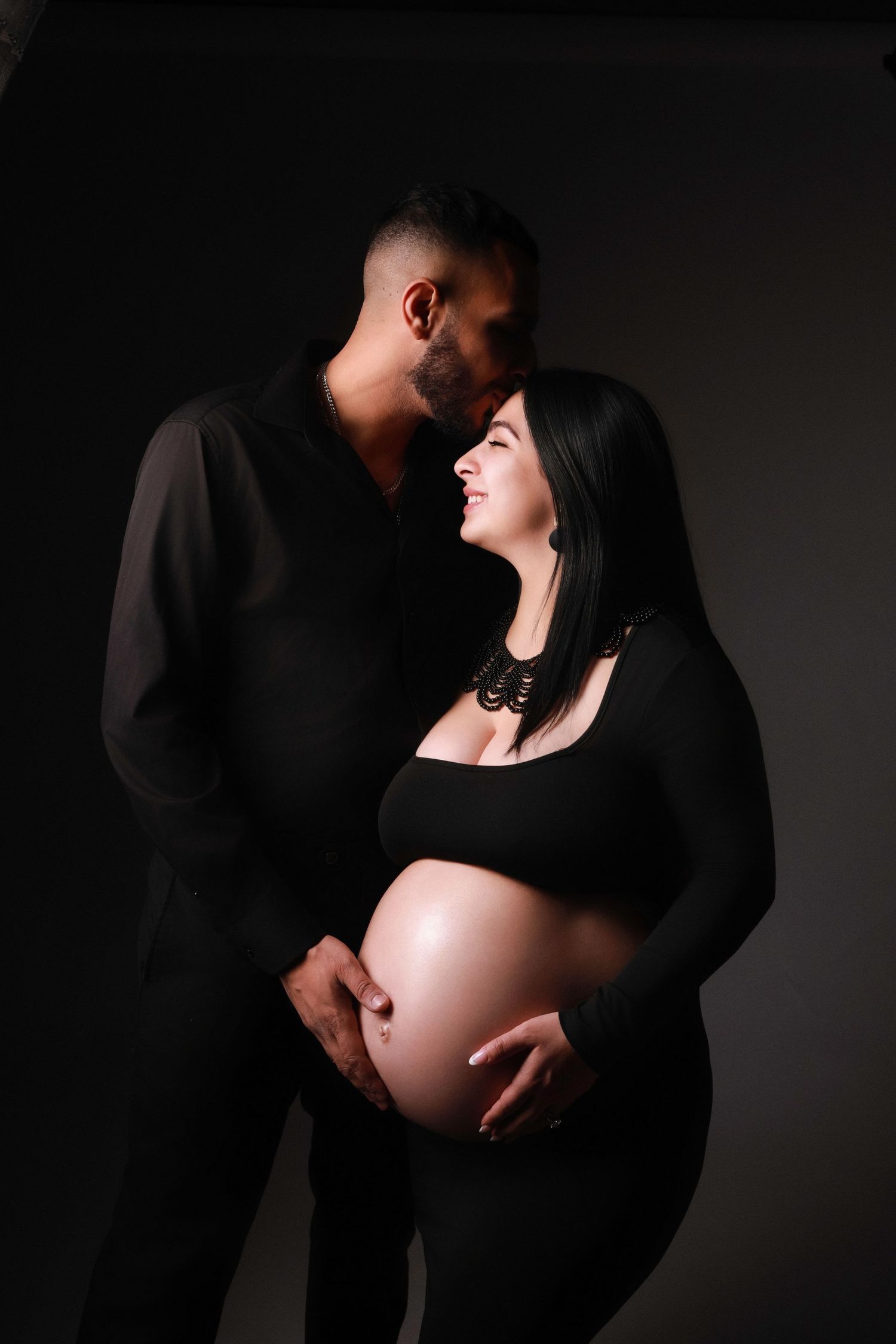 New Jersey-based photographer specializing in newborn, family and maternity portraits. Best Photographer New York.