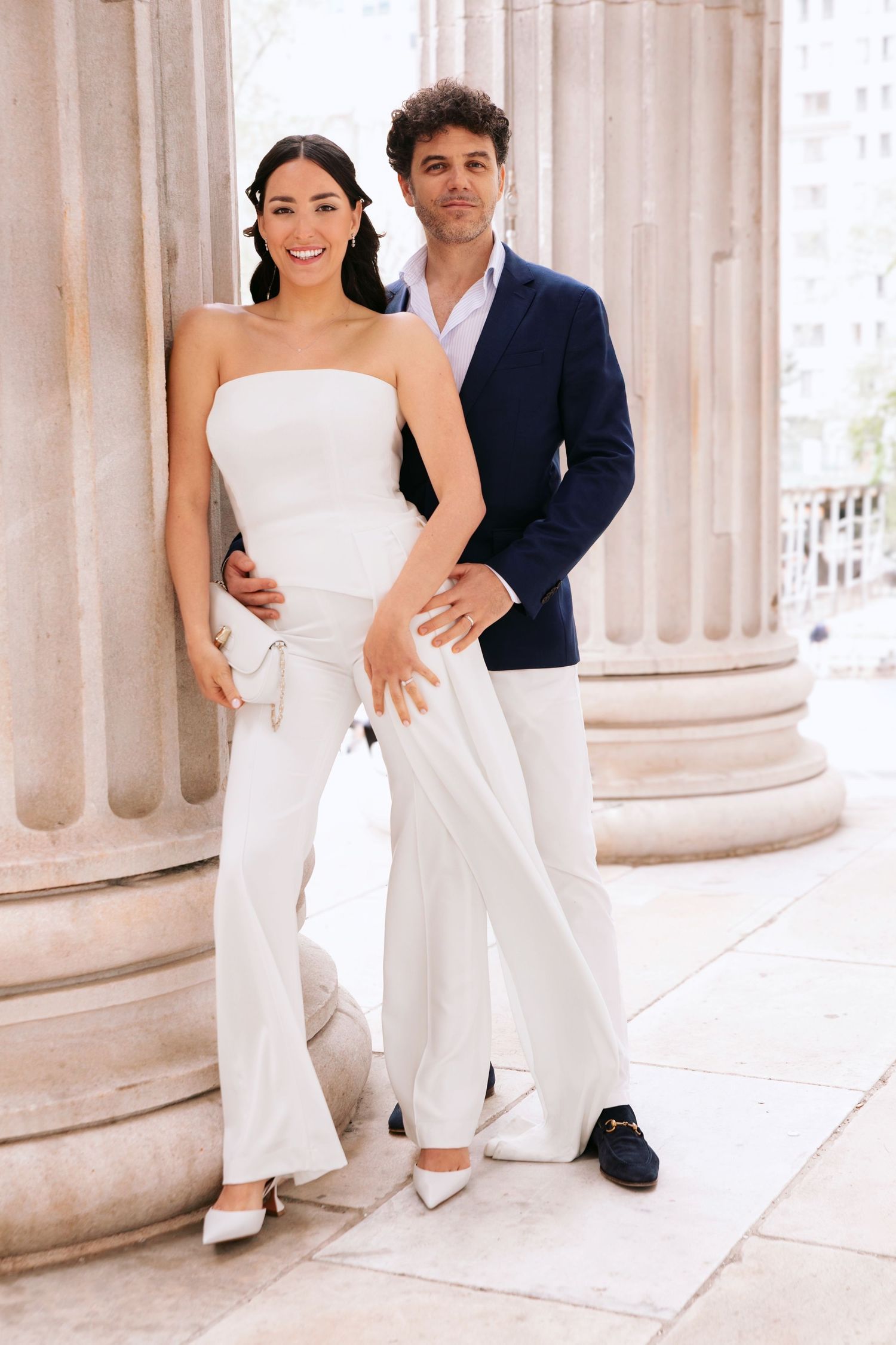 Couples session, elopements in New Jersey, New York. Brooklyn Borough Hall.