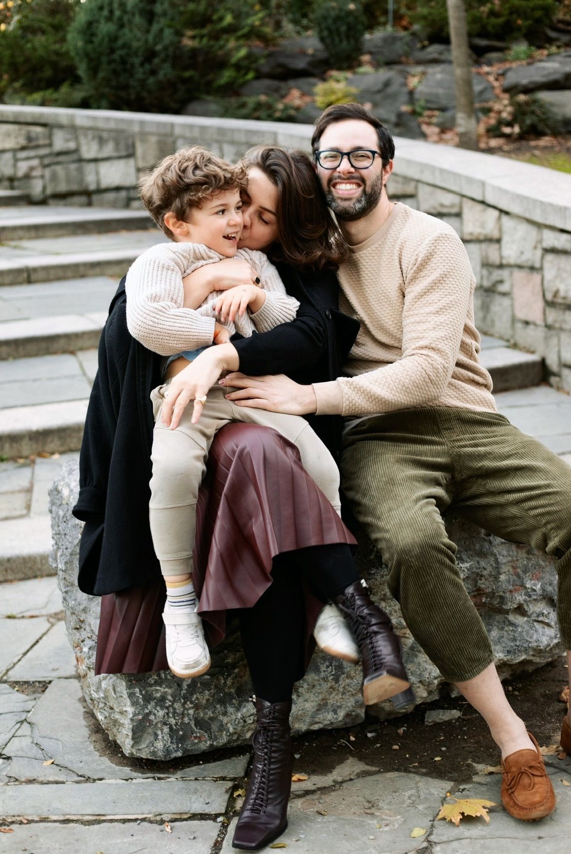 In-studio and on-location newborn, maternity, baby, and child lifestyle sessions.