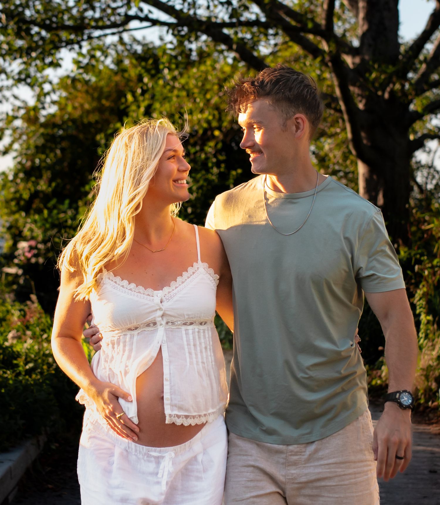 husband and wife, maternity