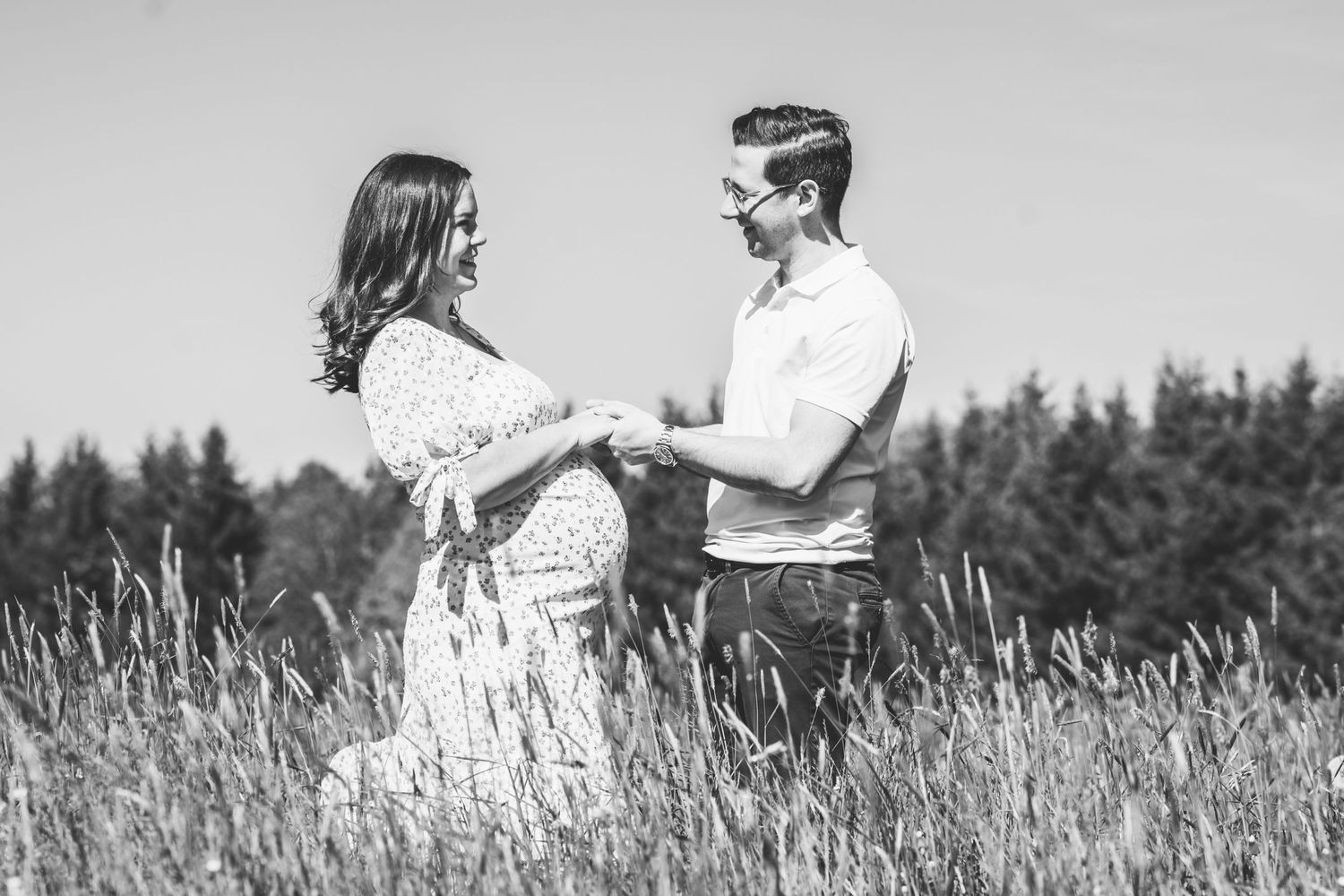 Schwangerschaftsfotos Allgäu natürliche Babybauchfotografie
