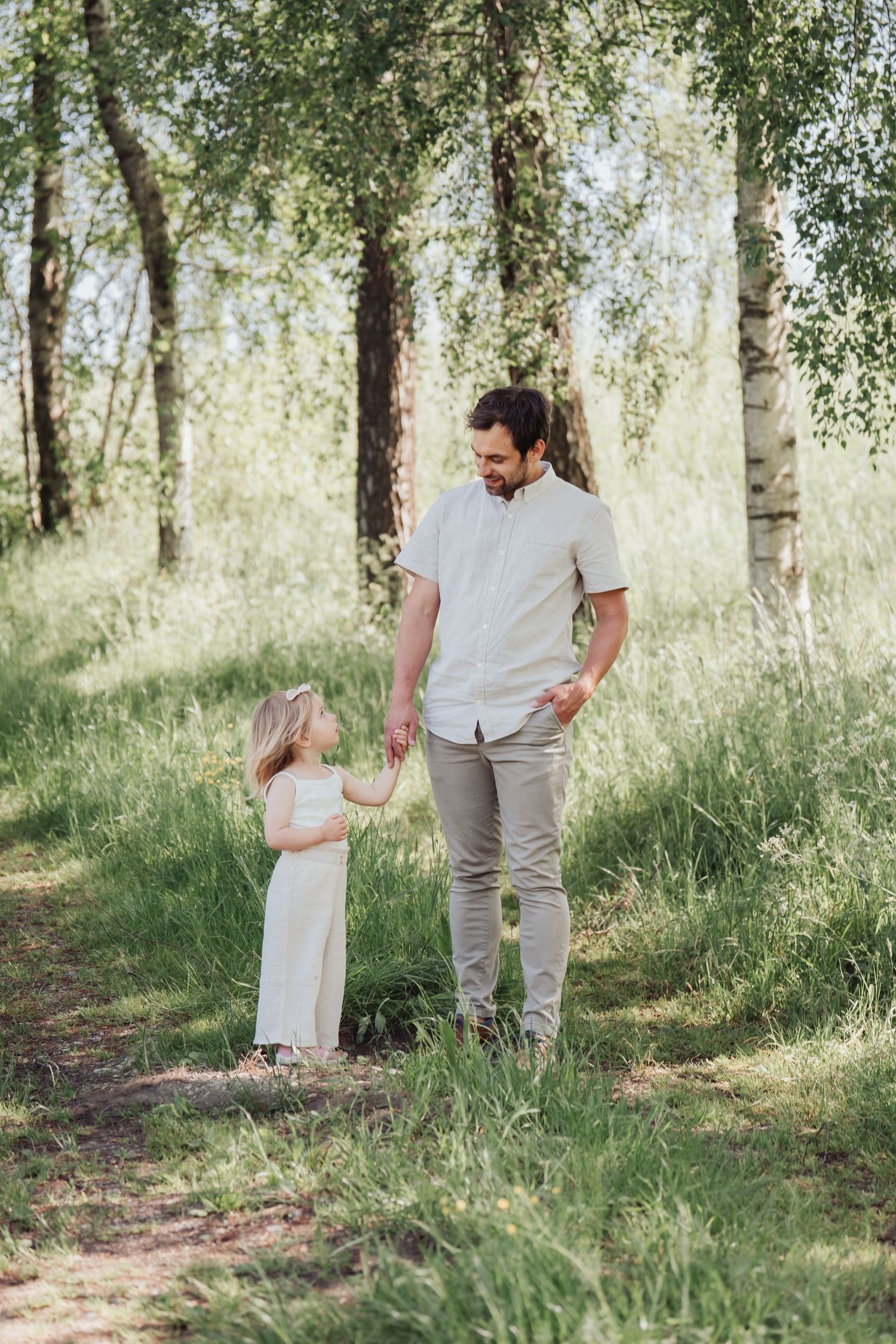 Schwangerschaftsfotos Allgäu natürliche Babybauchfotografie