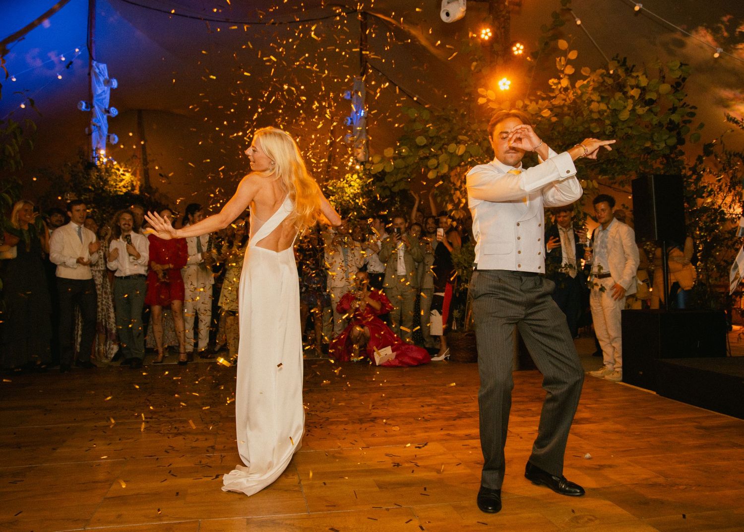 Wedding dancing photograph