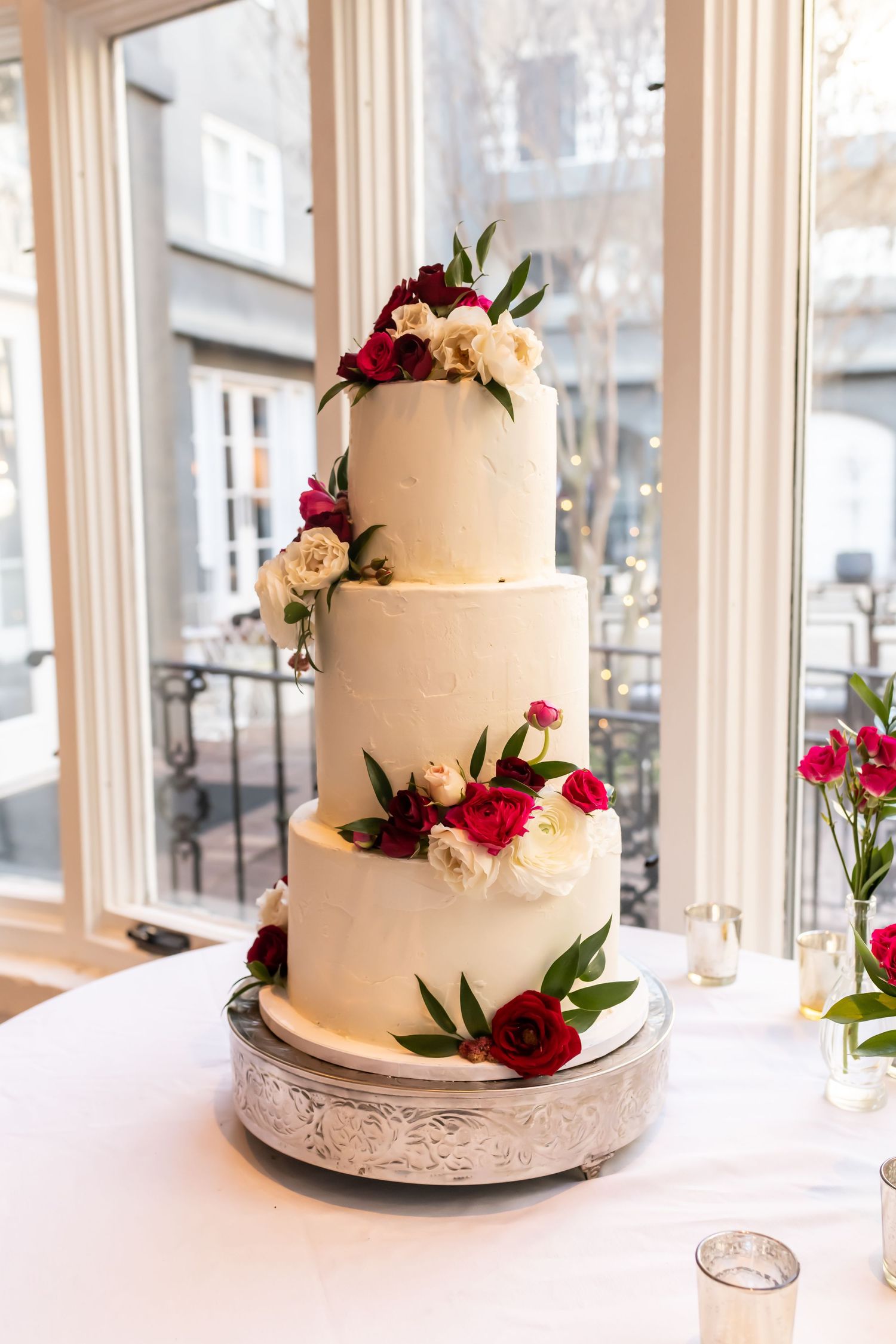 Wedding cake for a Kimpton Brice Hotel Wedding in Savannah, Georgia.