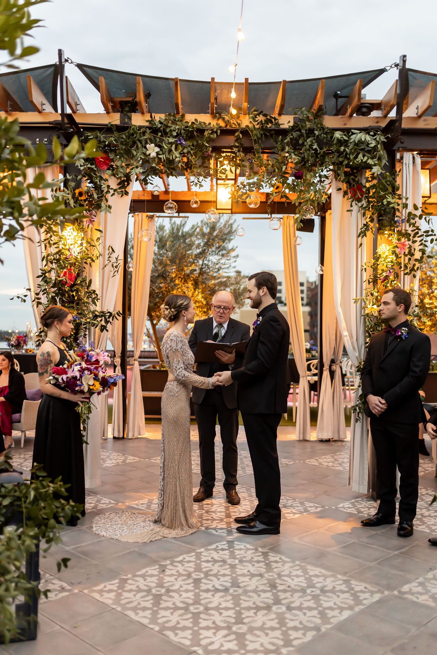 Rooftop wedding ceremony at the JW Marriott Plant Riverside in Savannah, Georgia.