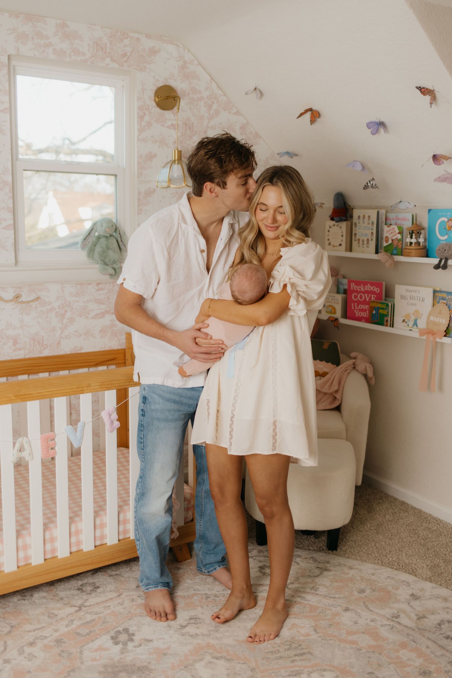 Kansas City Newborn Photography - in home!