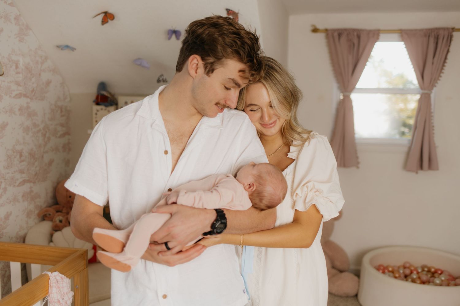 Kansas City Newborn Photography - in home!