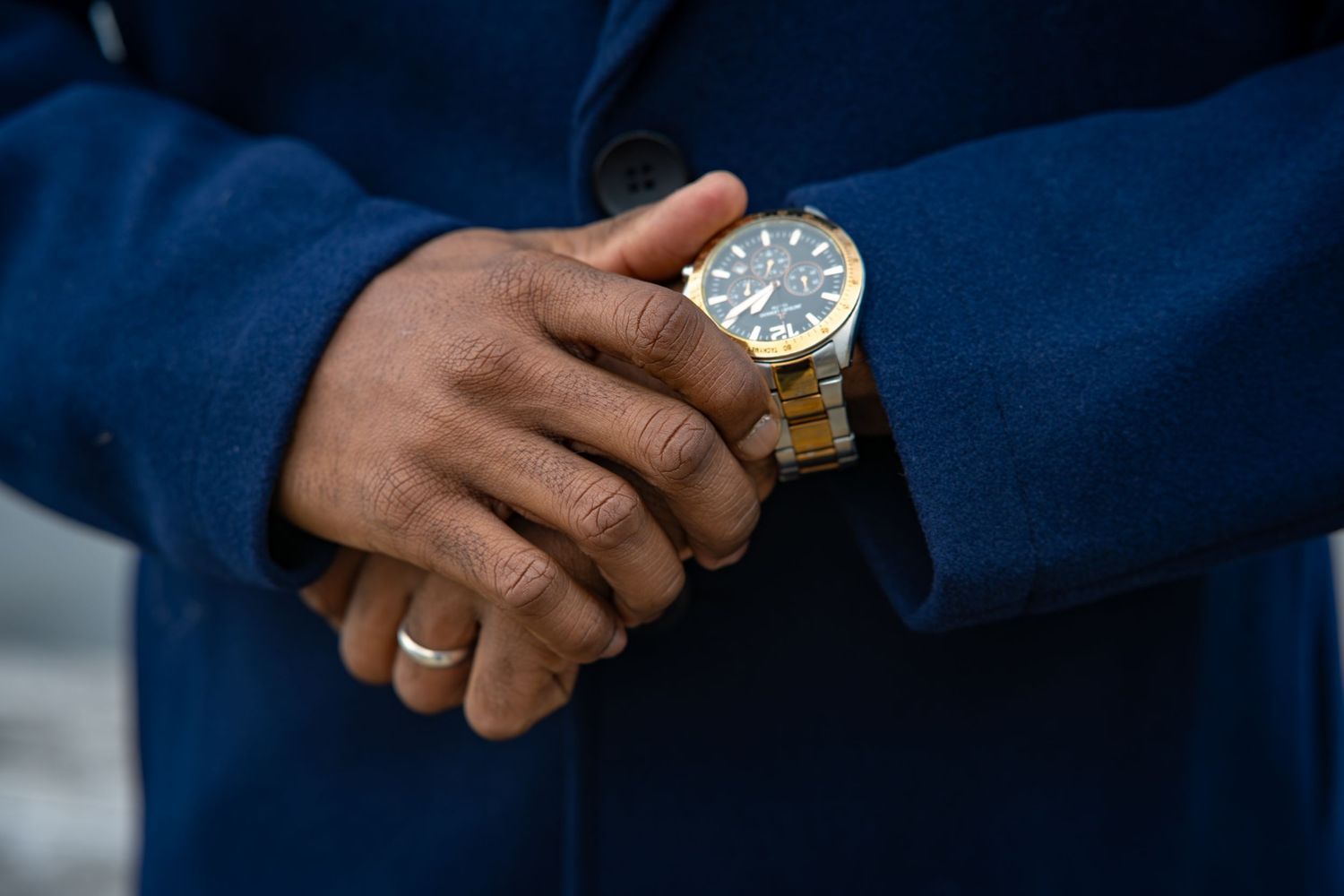 Virginia wedding photographer specializing in elegant, true-to-color wedding photography for couples across Virginia, Washington DC, and Mar