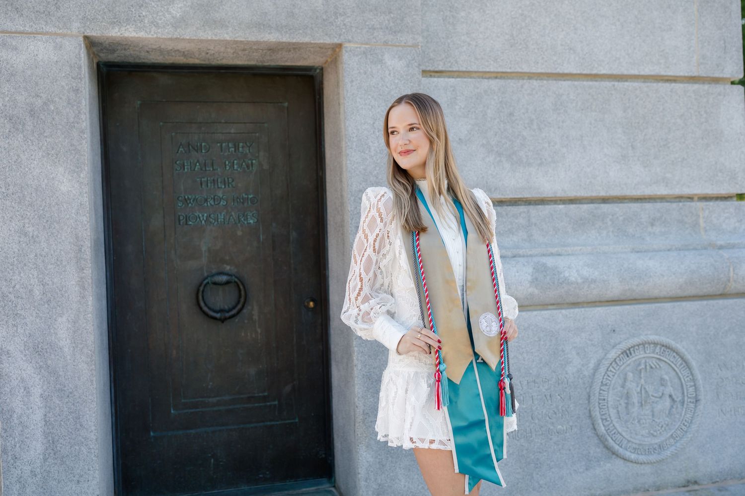 Raleigh photographer NC State graduation photos