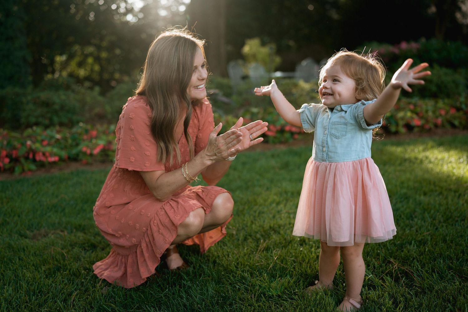 Family portrait session with teen, toddler, and mom at WRAL Azalea Garden Raleigh NC