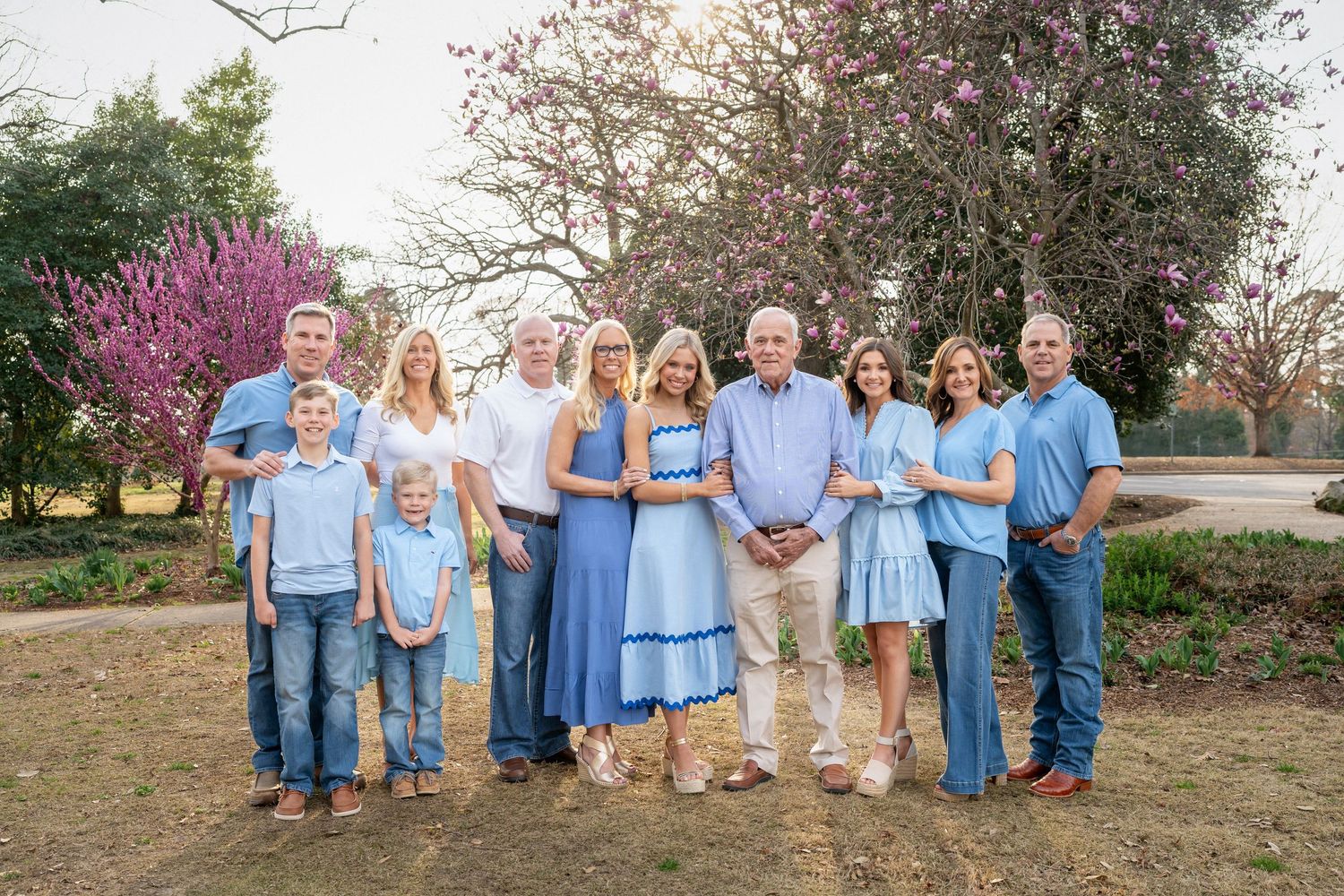 Extended family portraits at Fred Fletcher Park Raleigh NC
