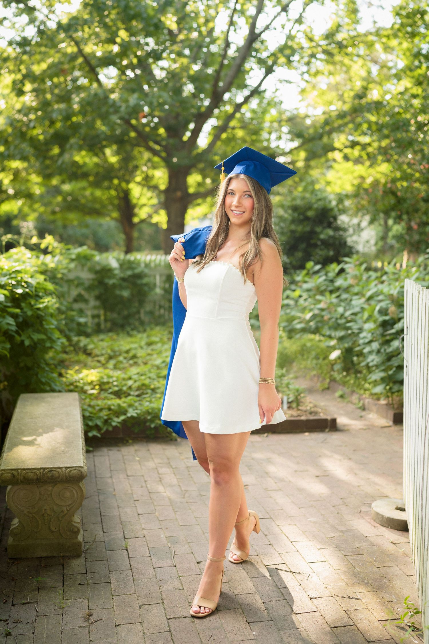 Raleigh photographer Historic Oakview senior photos
