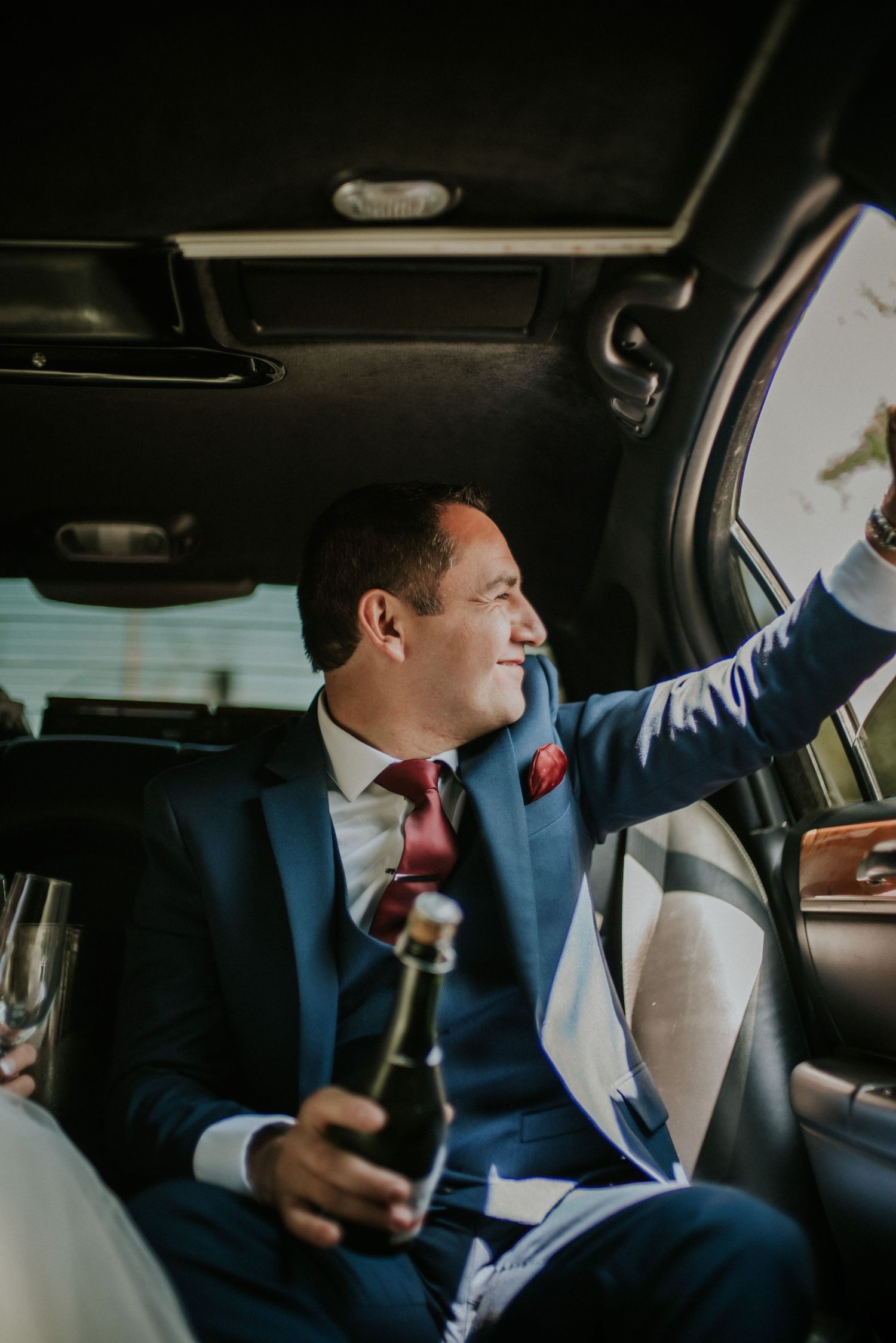 Fotografía de bodas y video de bodas en Santiago de Chile. Sesiones preboda y postboda, edición cinematográfica y cobertura completa.