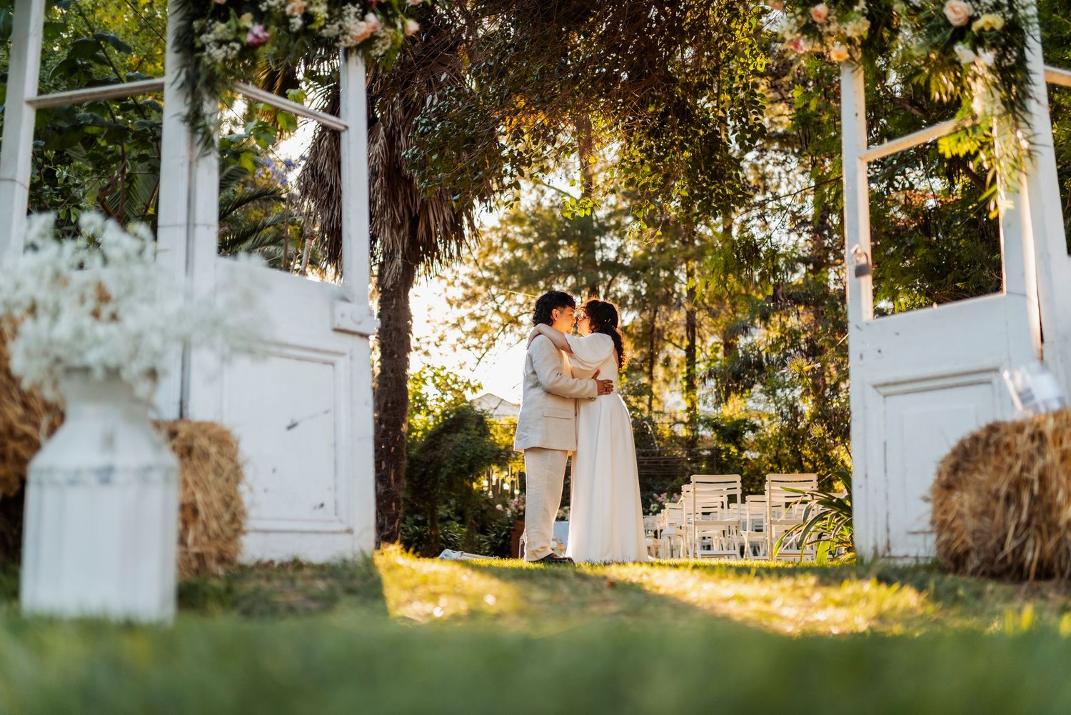Fotografía de bodas y video de bodas en Santiago de Chile. Sesiones preboda y postboda, edición cinematográfica y cobertura completa.