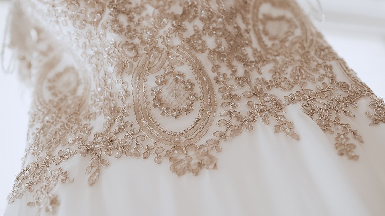 Fotografía de bodas y video de bodas en Santiago de Chile. Sesiones preboda y postboda, edición cinematográfica y cobertura completa.