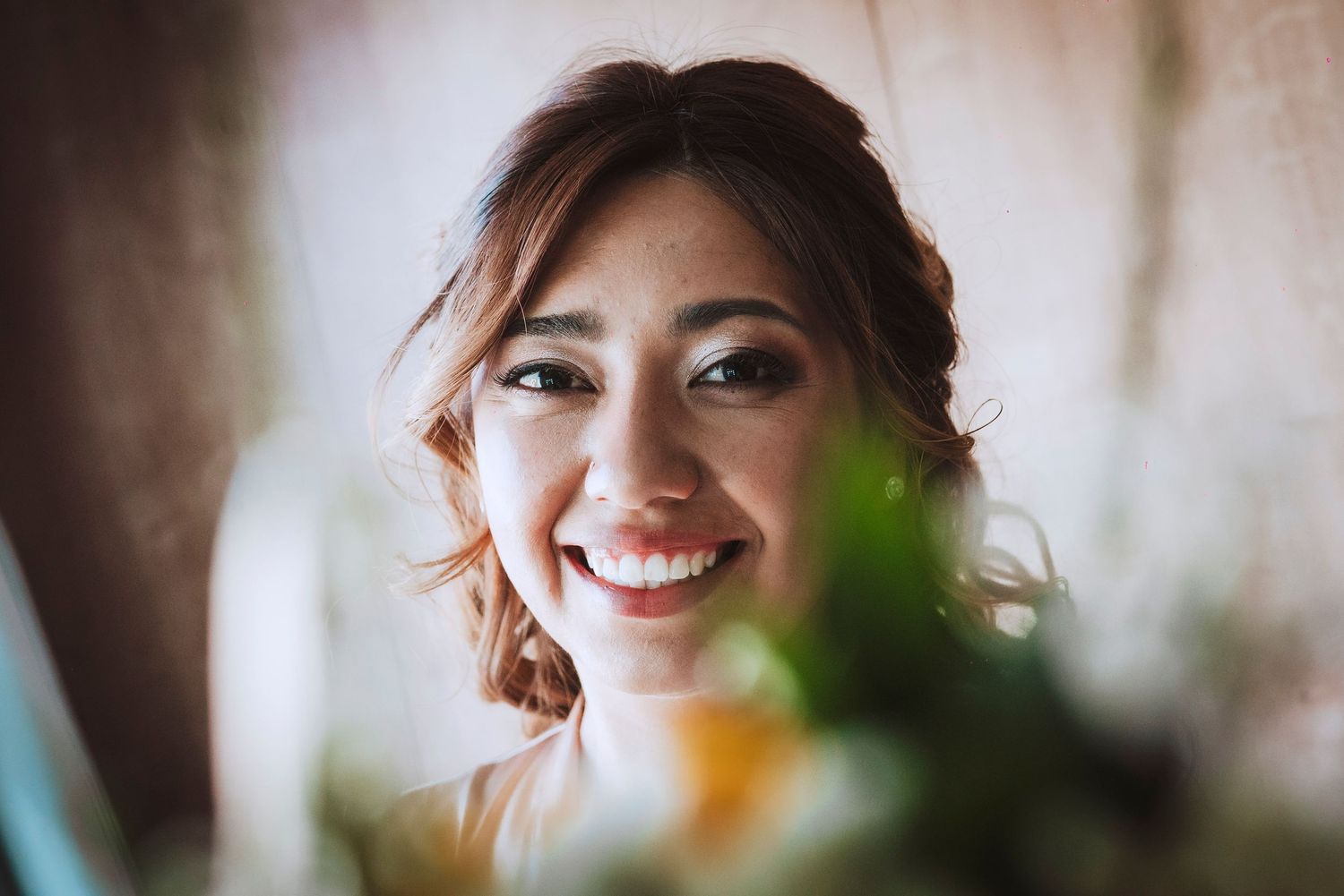 Fotografía de bodas y video de bodas en Santiago de Chile. Sesiones preboda y postboda, edición cinematográfica y cobertura completa.